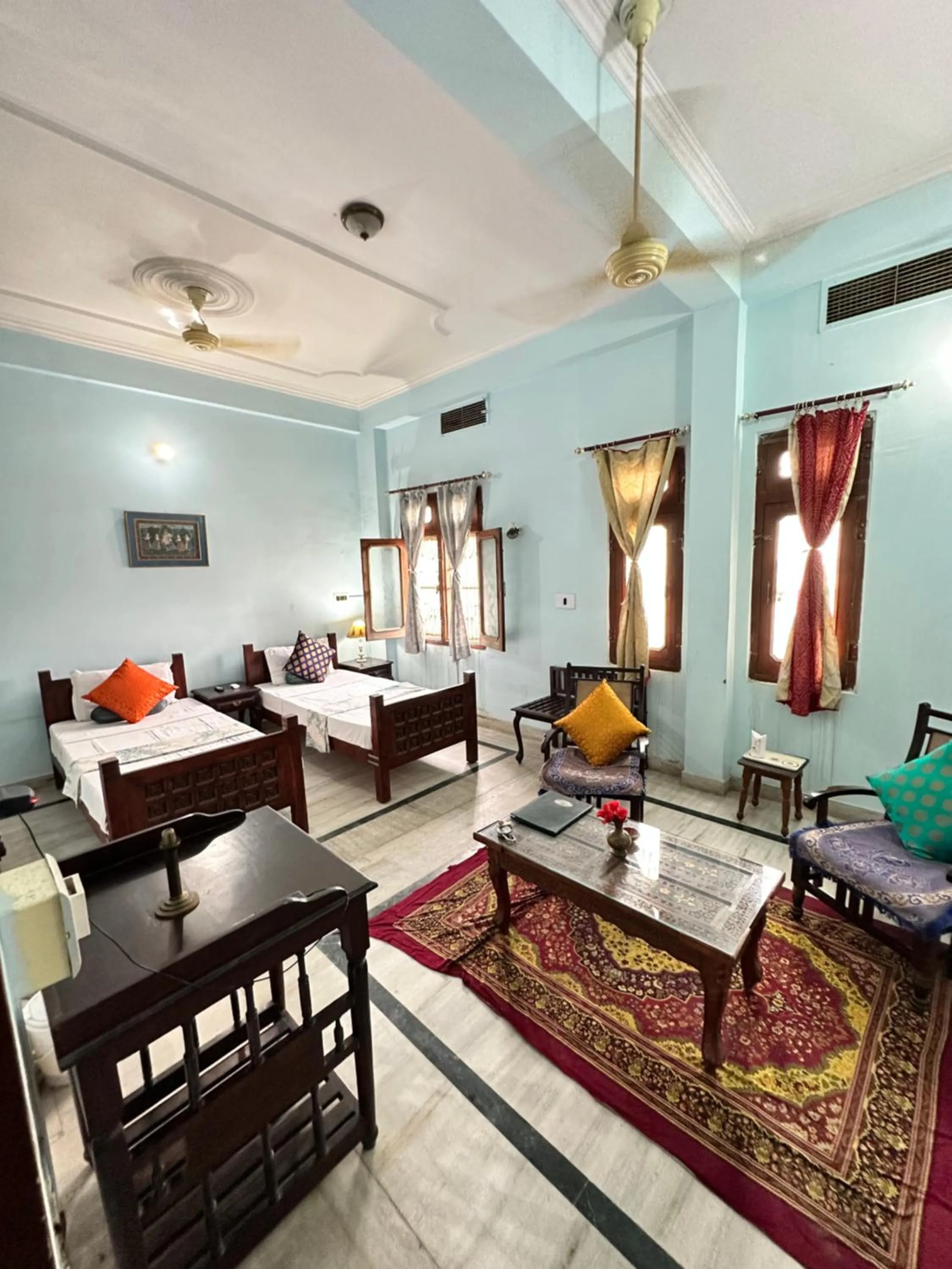 Bed in Rawla Mrignayani Palace