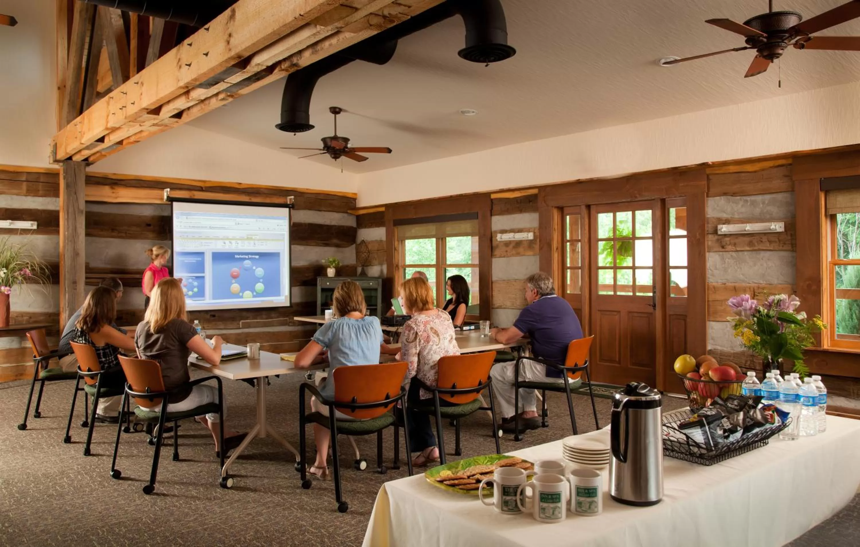 Day in Inn & Spa at Cedar Falls