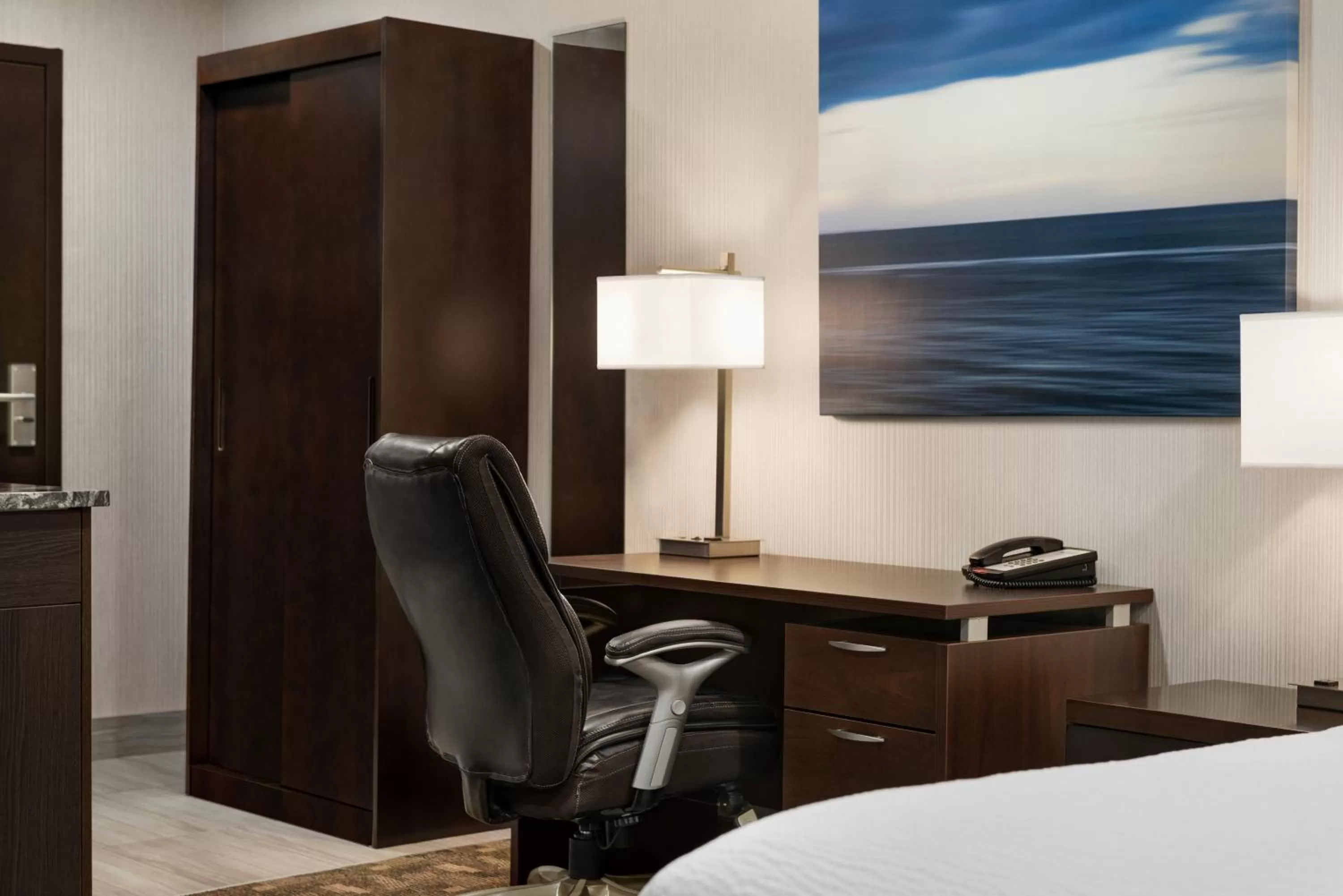 Bedroom, Bed in Days Inn by Wyndham Wainwright