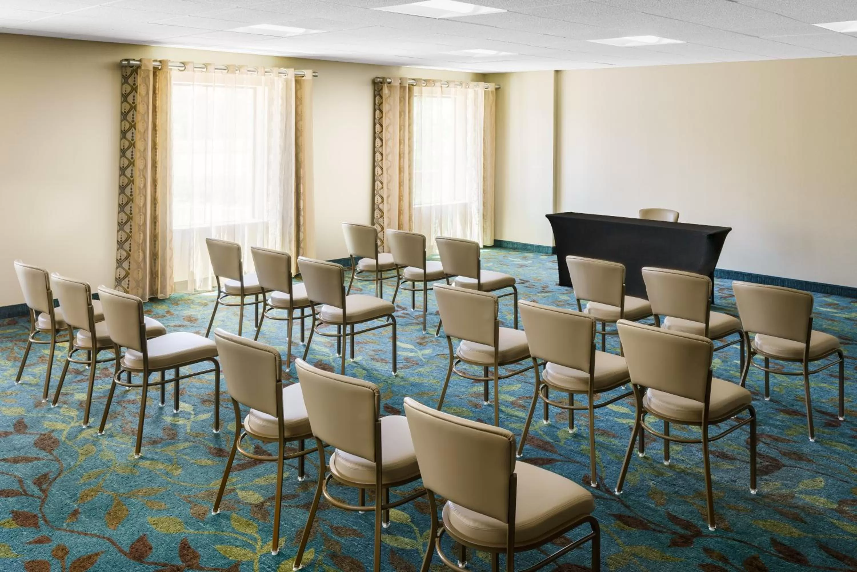 Meeting/conference room in Candlewood Suites - Orlando - Lake Buena Vista by IHG