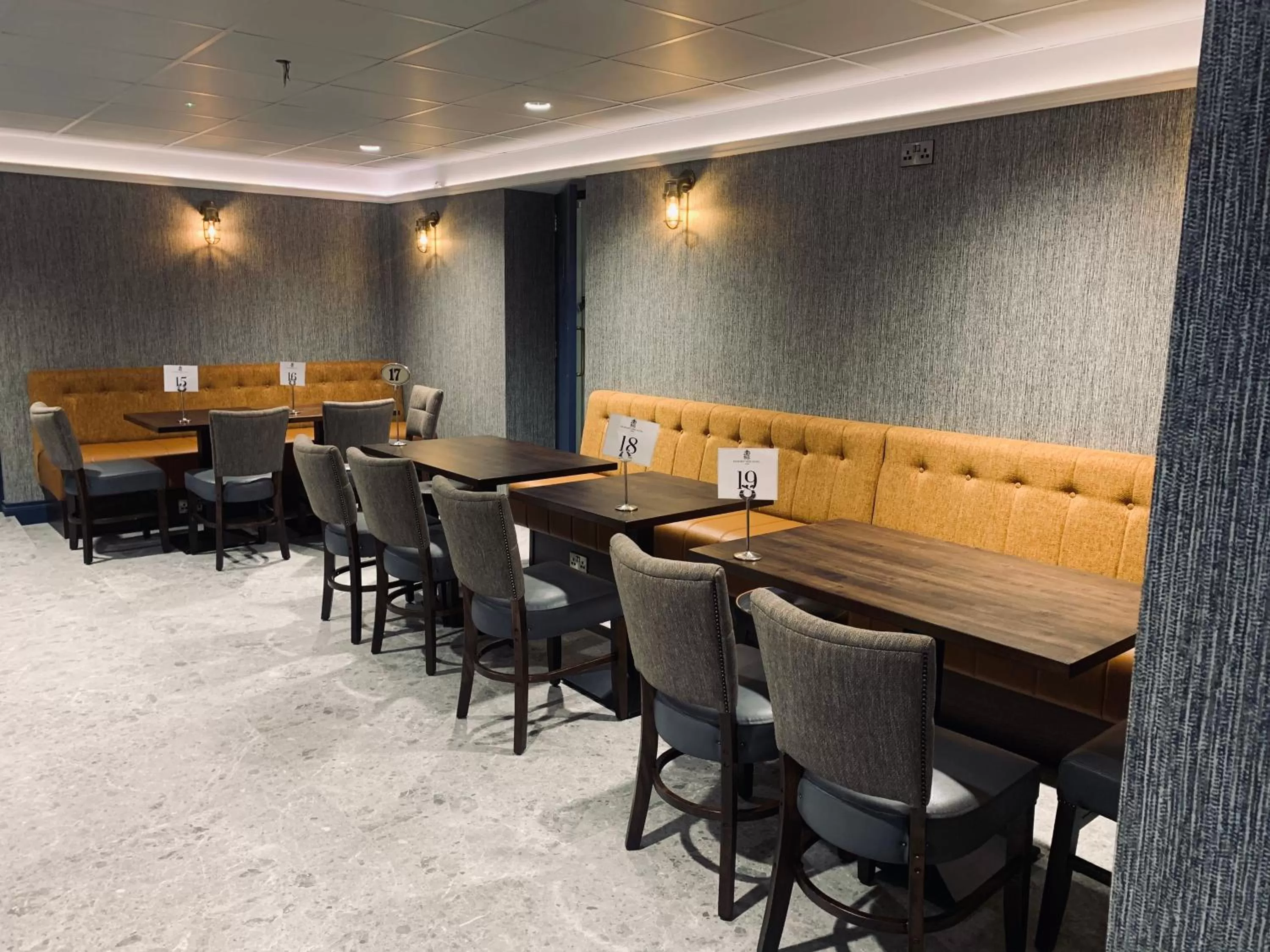 Lounge or bar in Kilmorey Arms Hotel