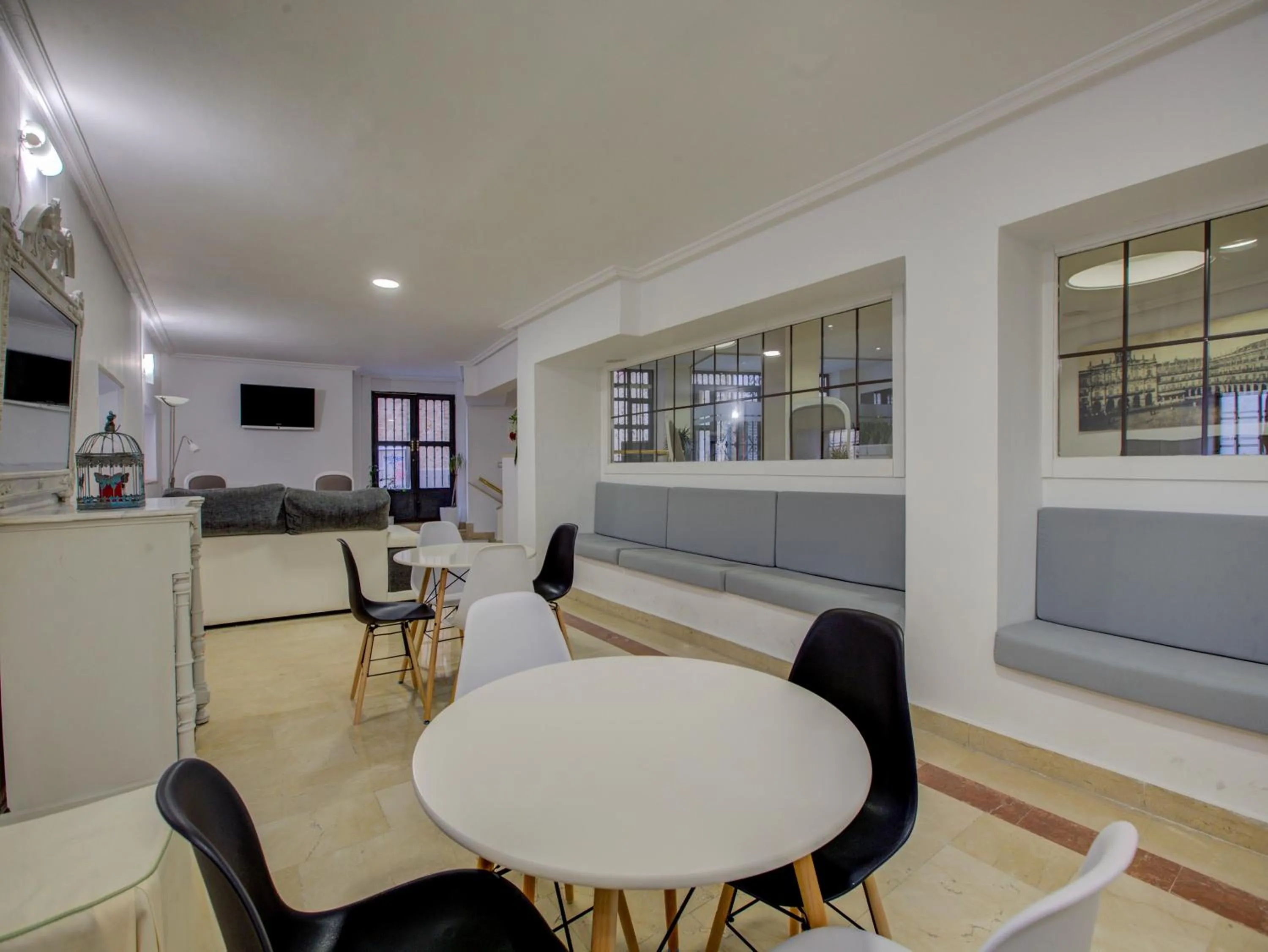 Area and facilities in Emperatriz I