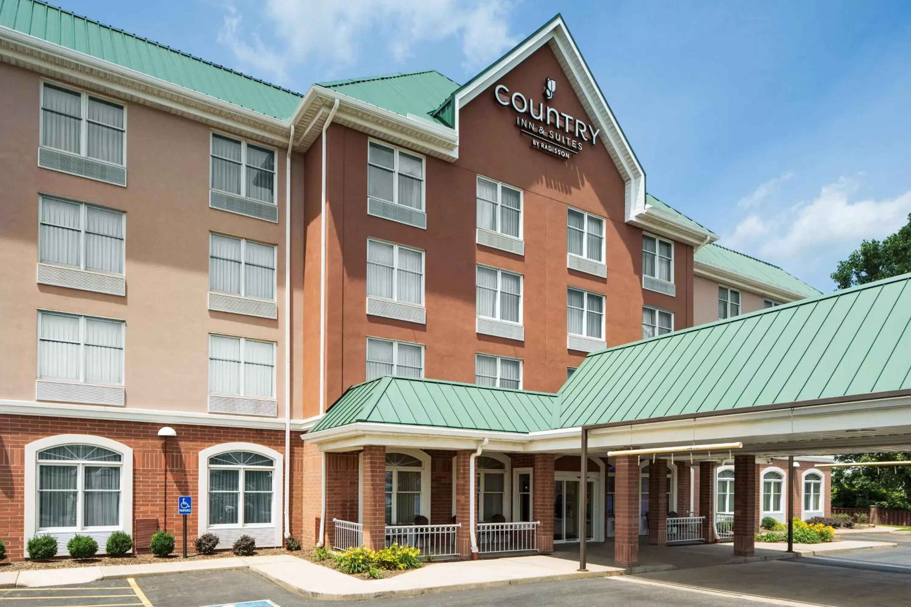 Country Inn & Suites by Radisson, Cuyahoga Falls, OH Country Inn & Suites by Radisson, Cuyahoga Falls, OH
