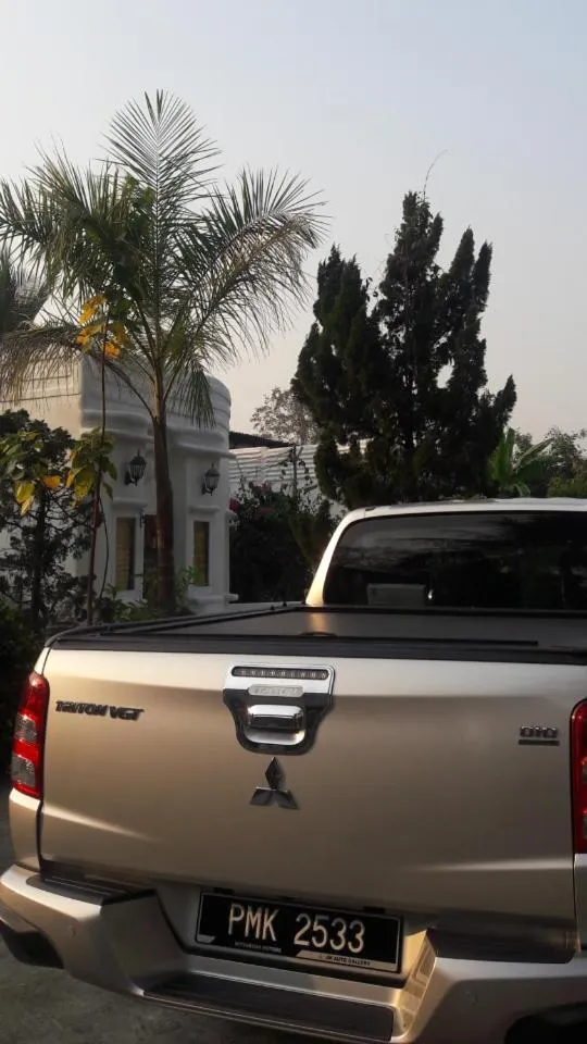 Scenic Riverside Resort