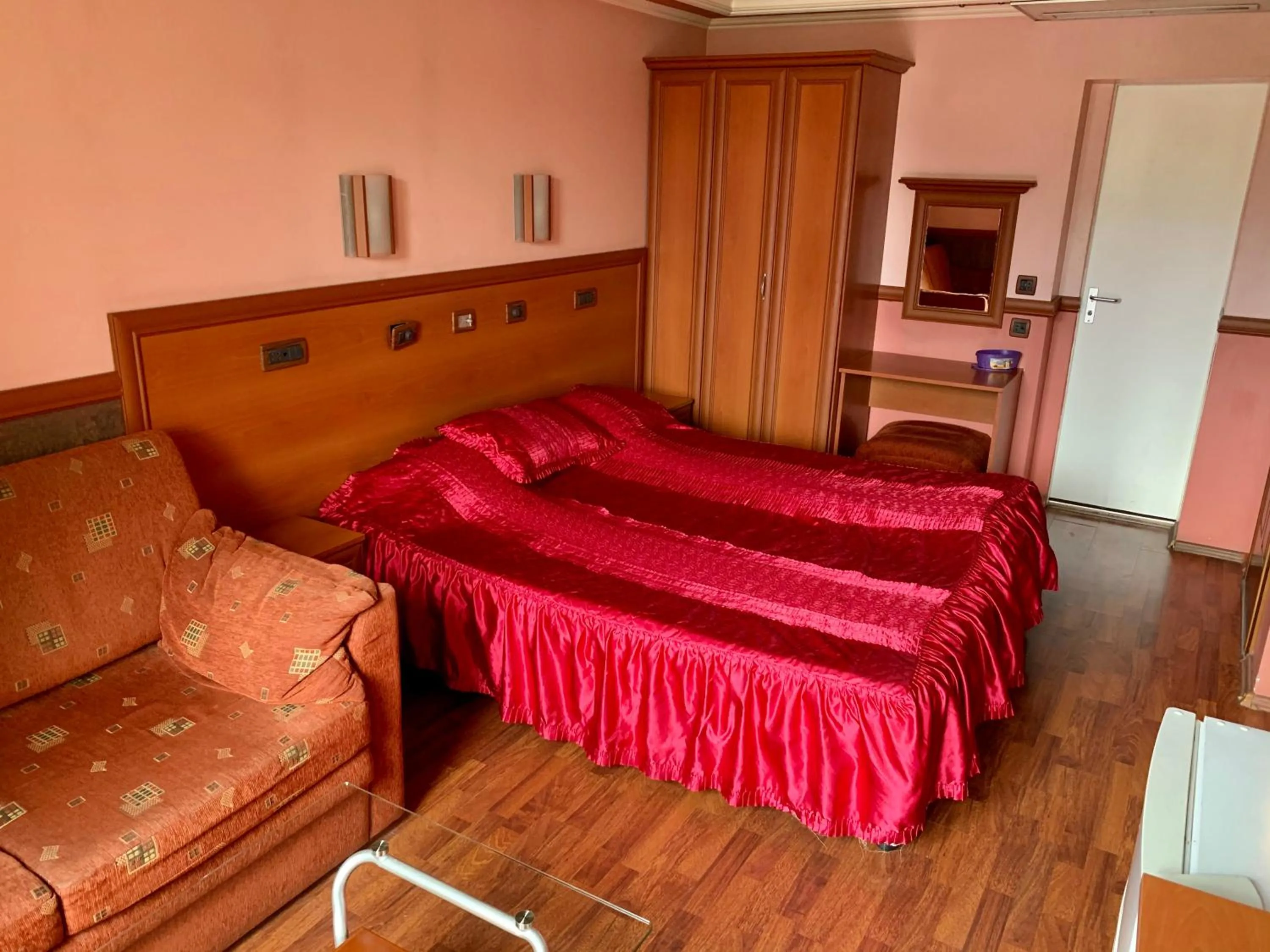 Bed in California Hotel