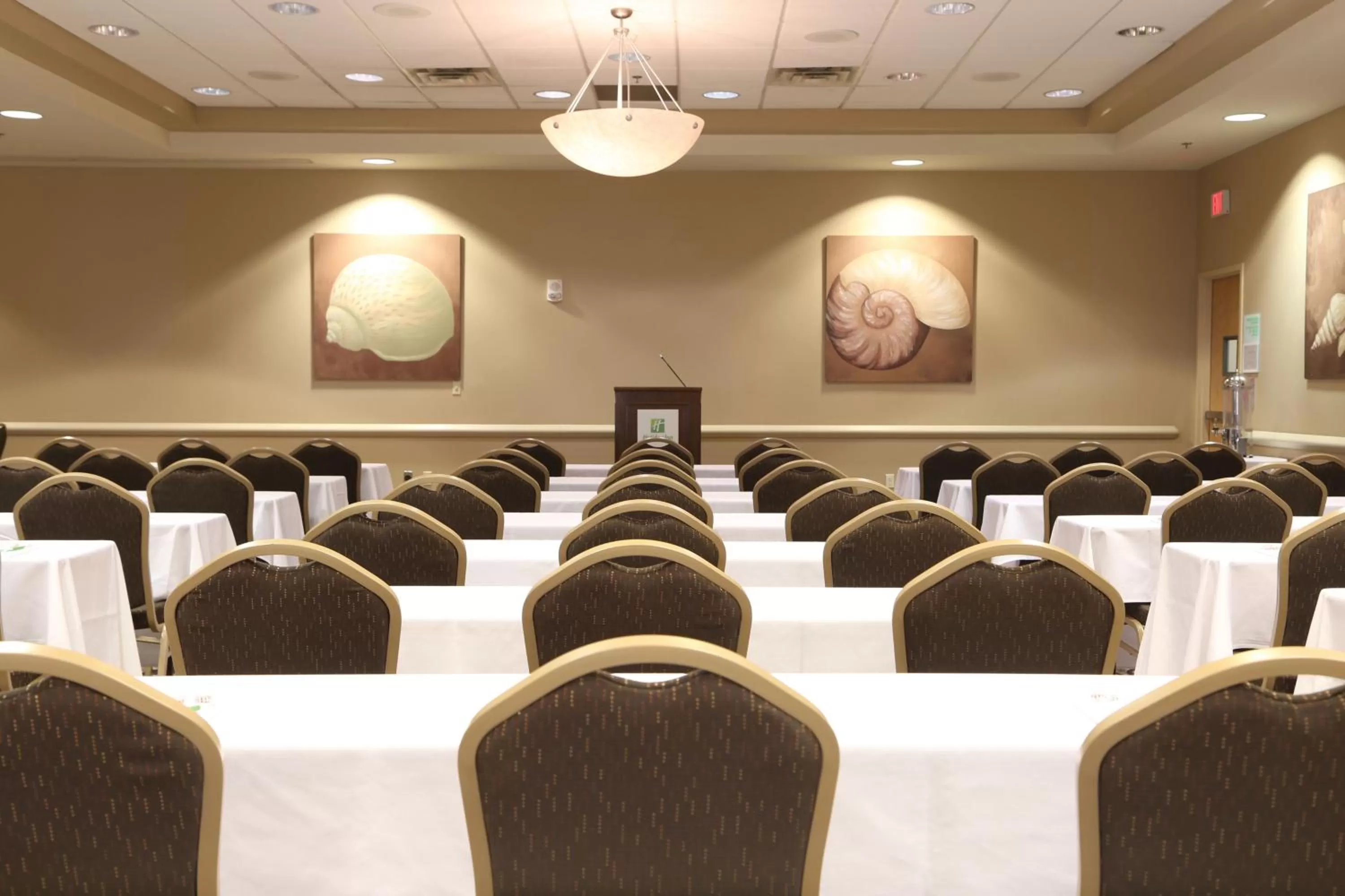 Meeting/conference room in Holiday Inn Ocean City by IHG