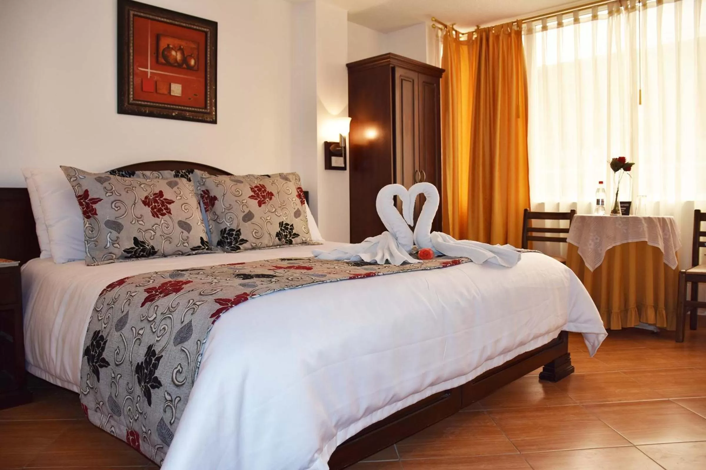 Bed in Hotel Plaza Victoria