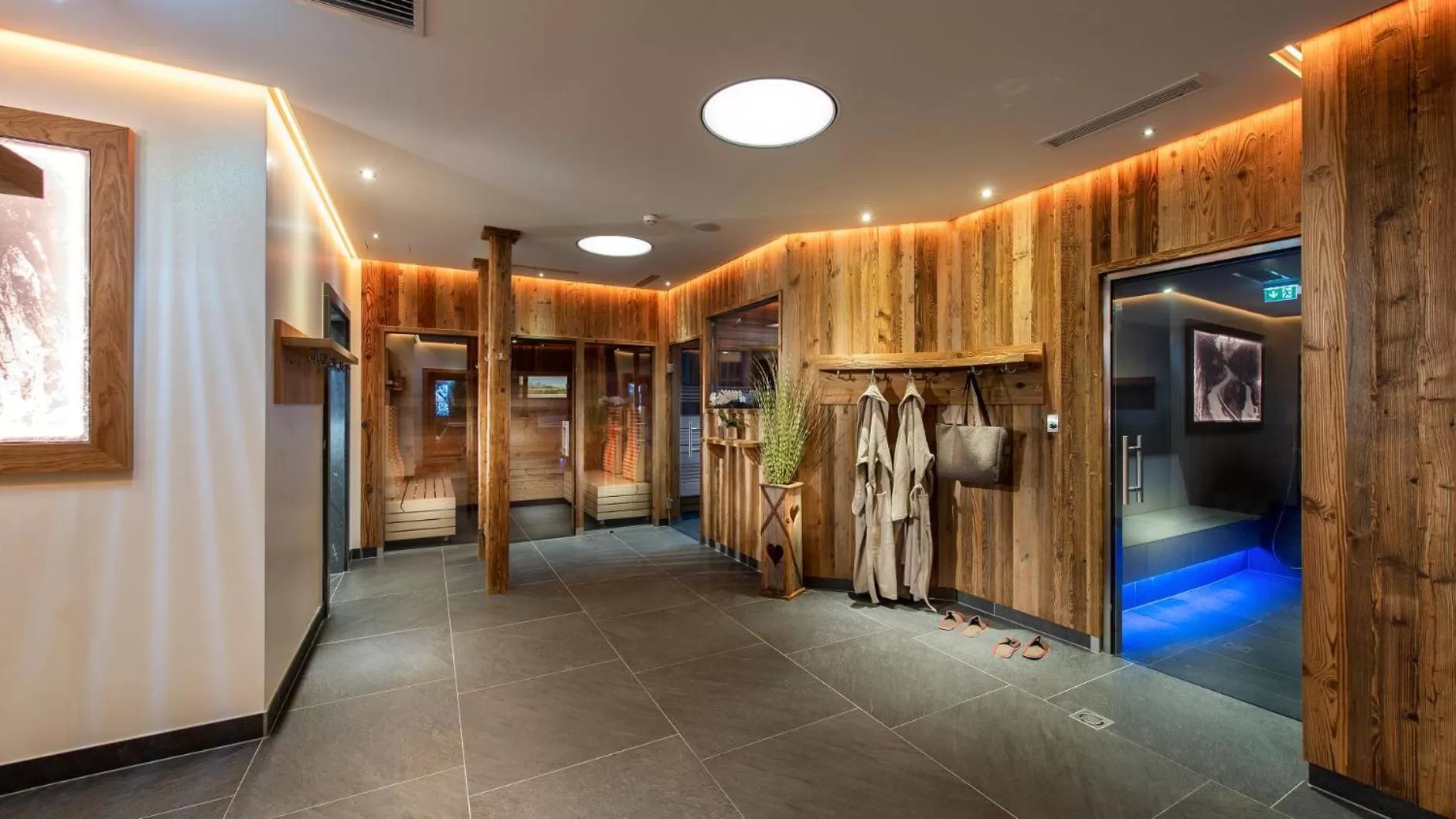 Activities in Grizzly Sport & Motorrad Resort