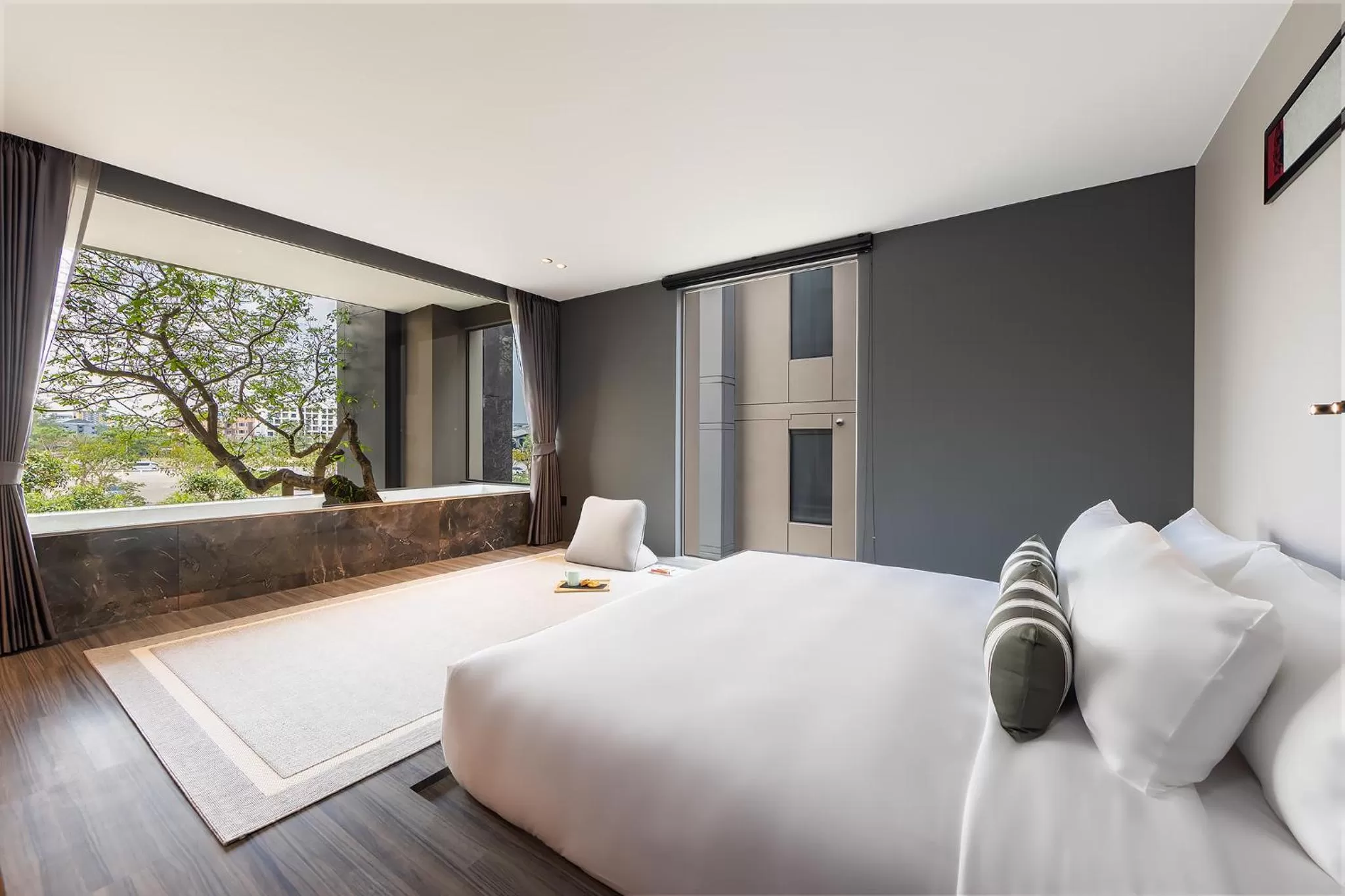 Bed in Travelodge Nimman