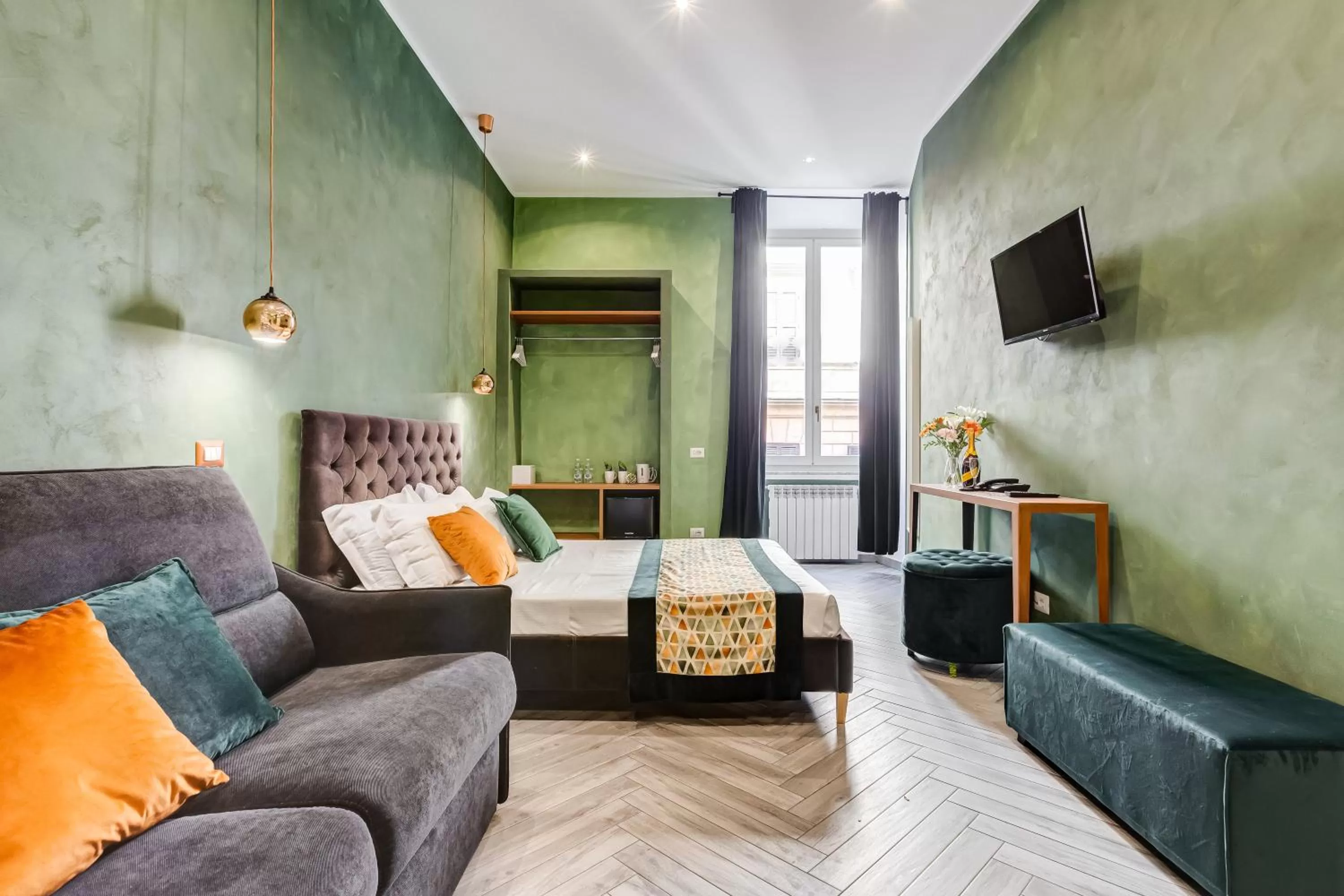 Communal lounge/ TV room, Seating Area in Ripetta Luxurious Suites