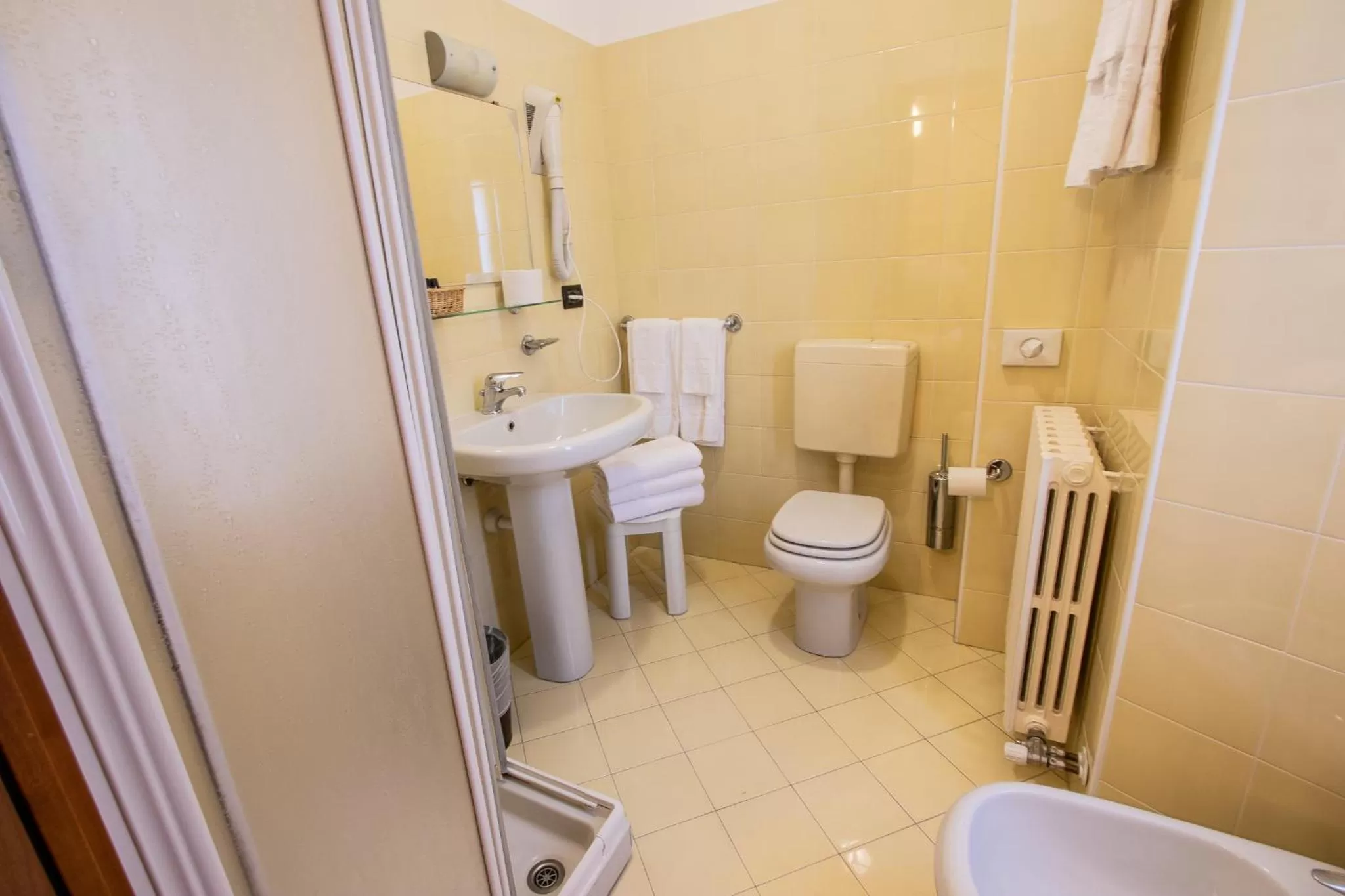 Bathroom in Hotel Bernina