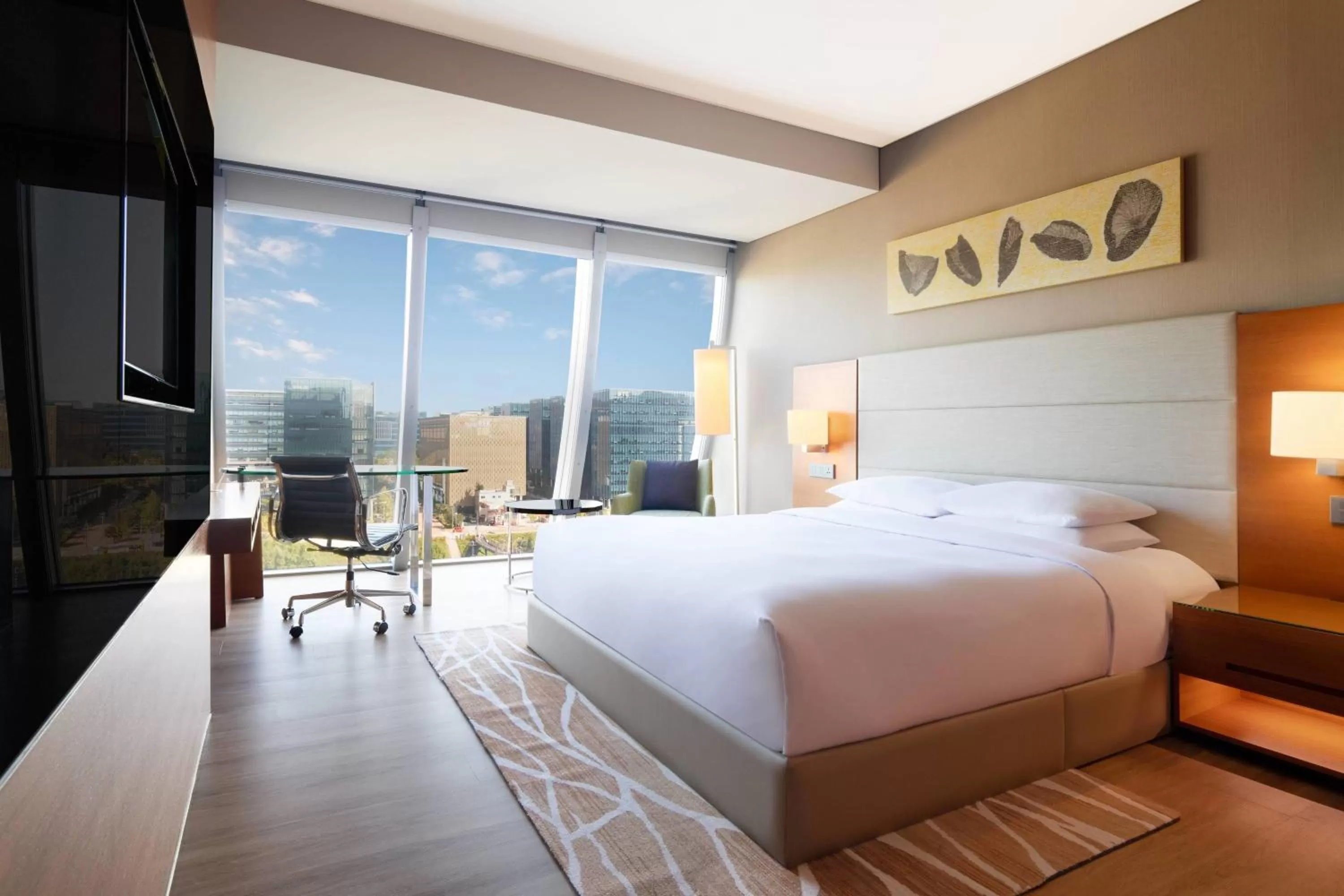 Photo of the whole room, Bed in Courtyard by Marriott Seoul Pangyo