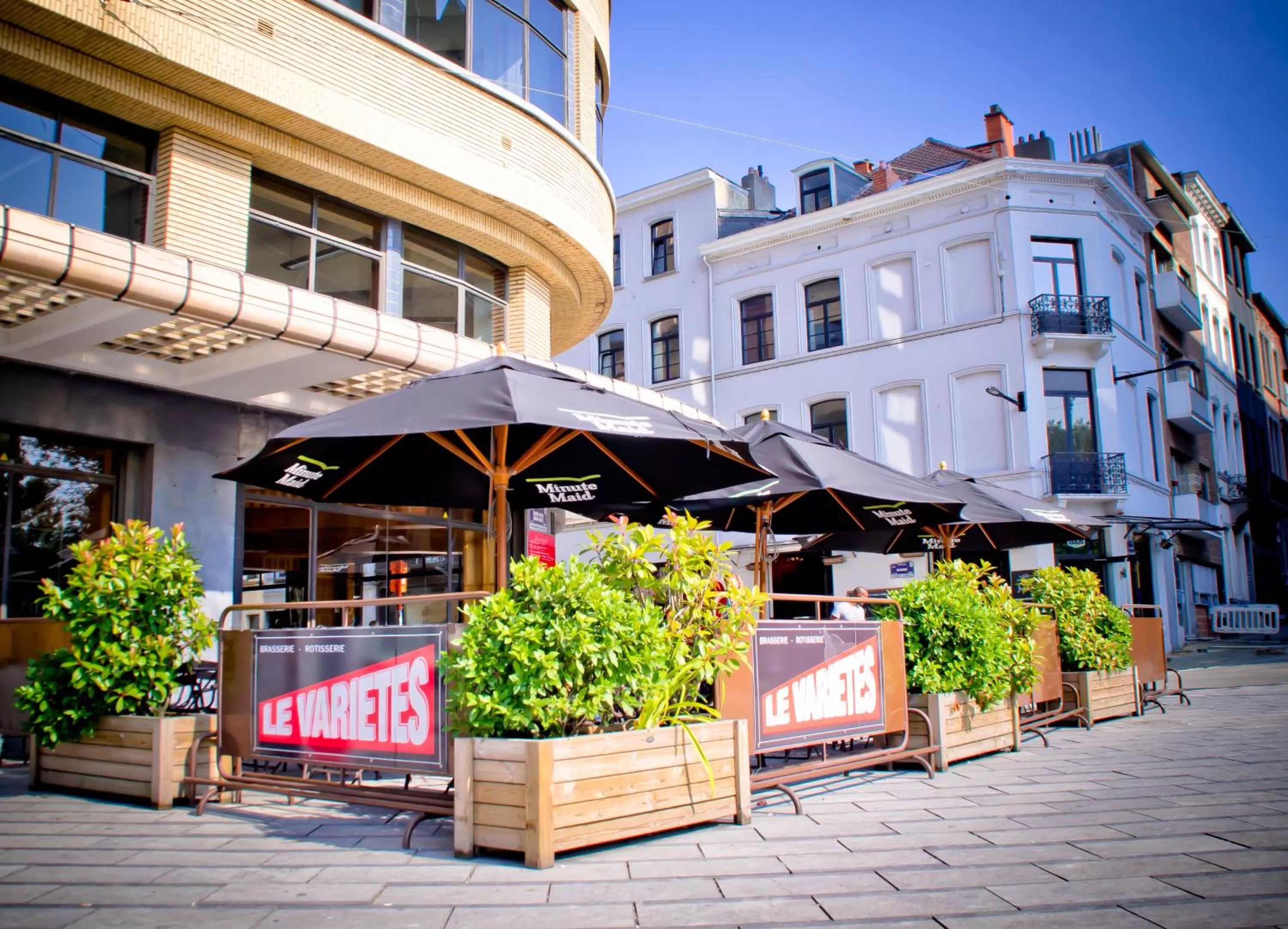 Area and facilities in House Ninety Guesthouse