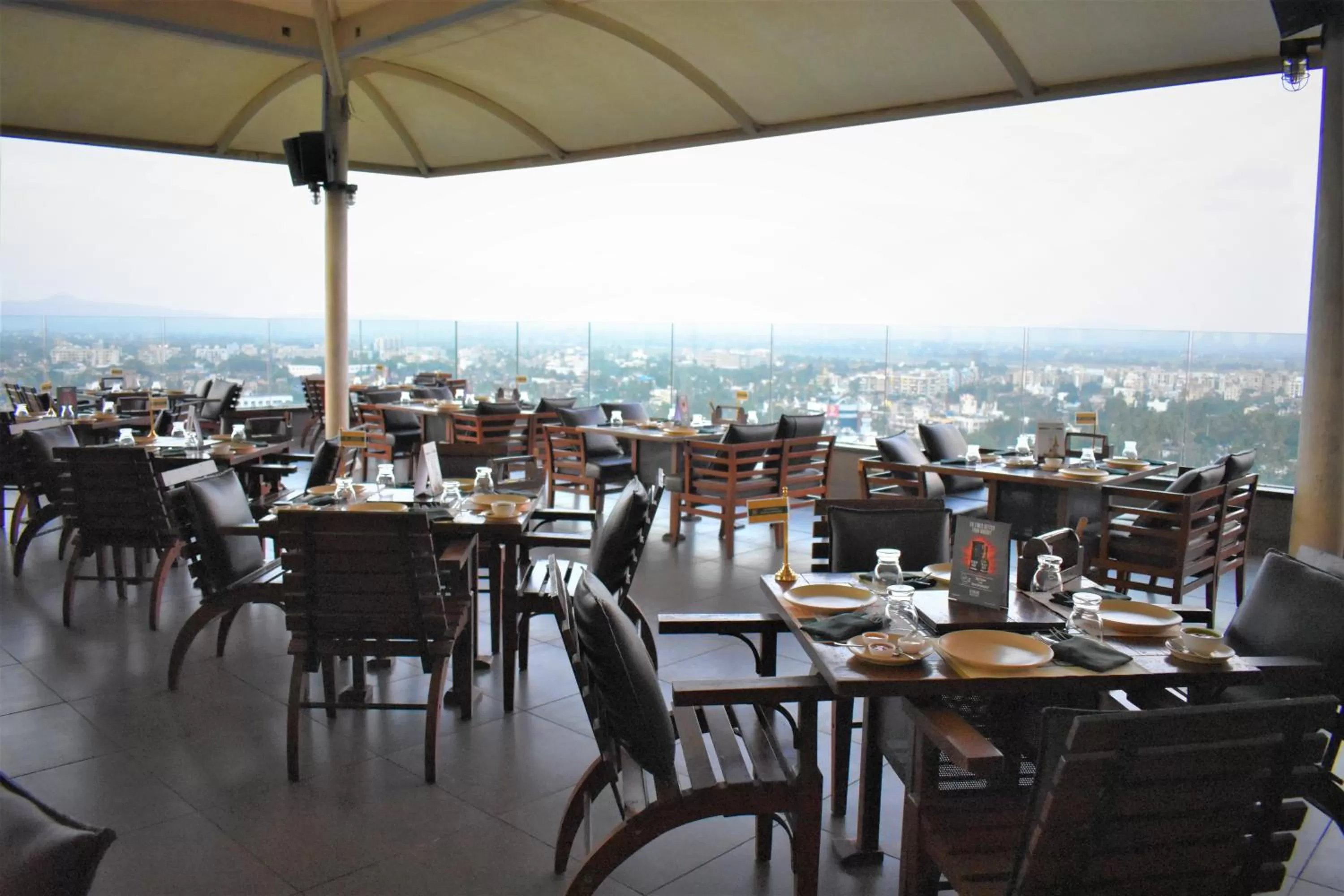 Restaurant/places to eat in Sayaji Kolhapur