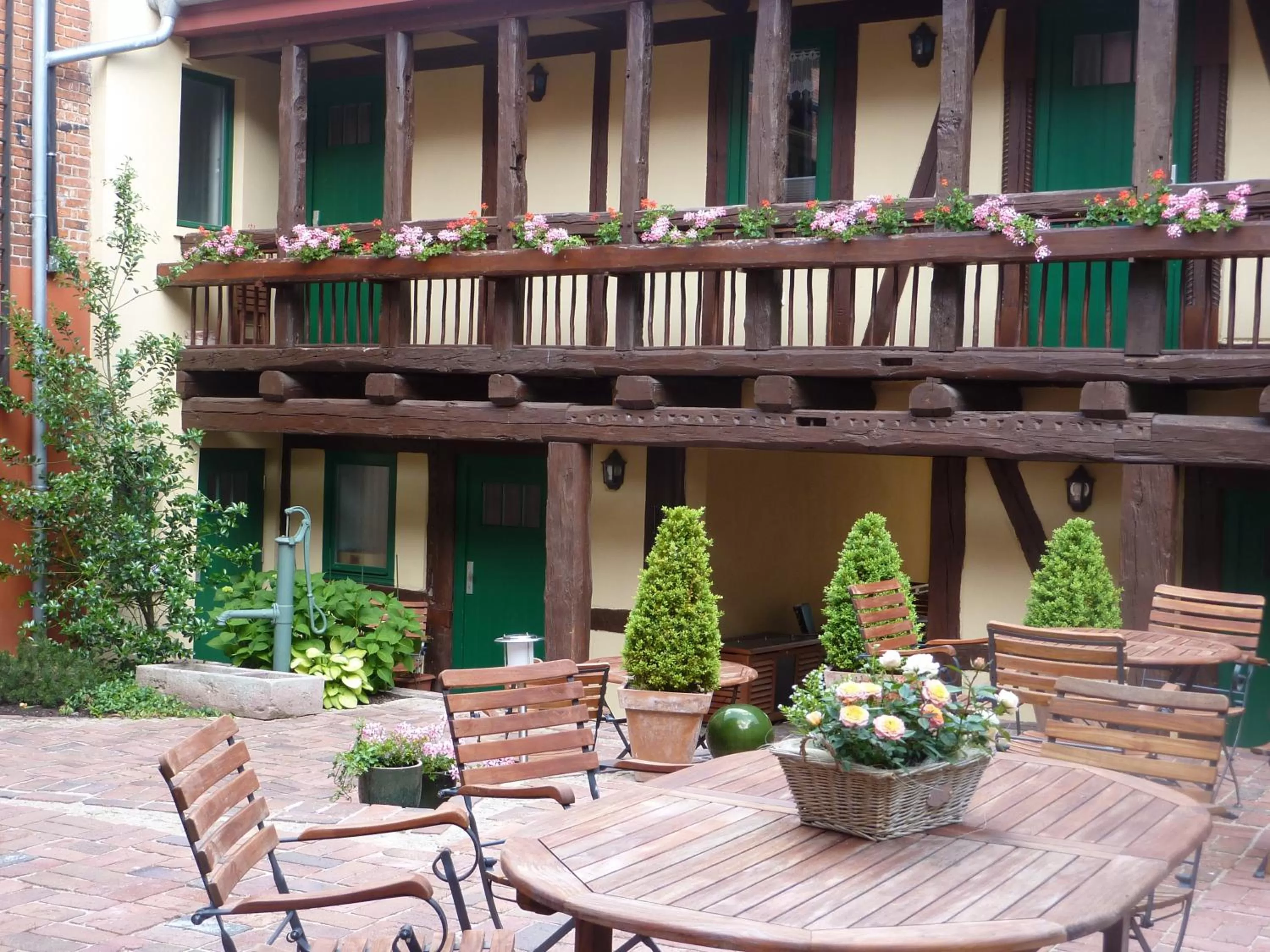 Facade/entrance in Hotel Inselhof