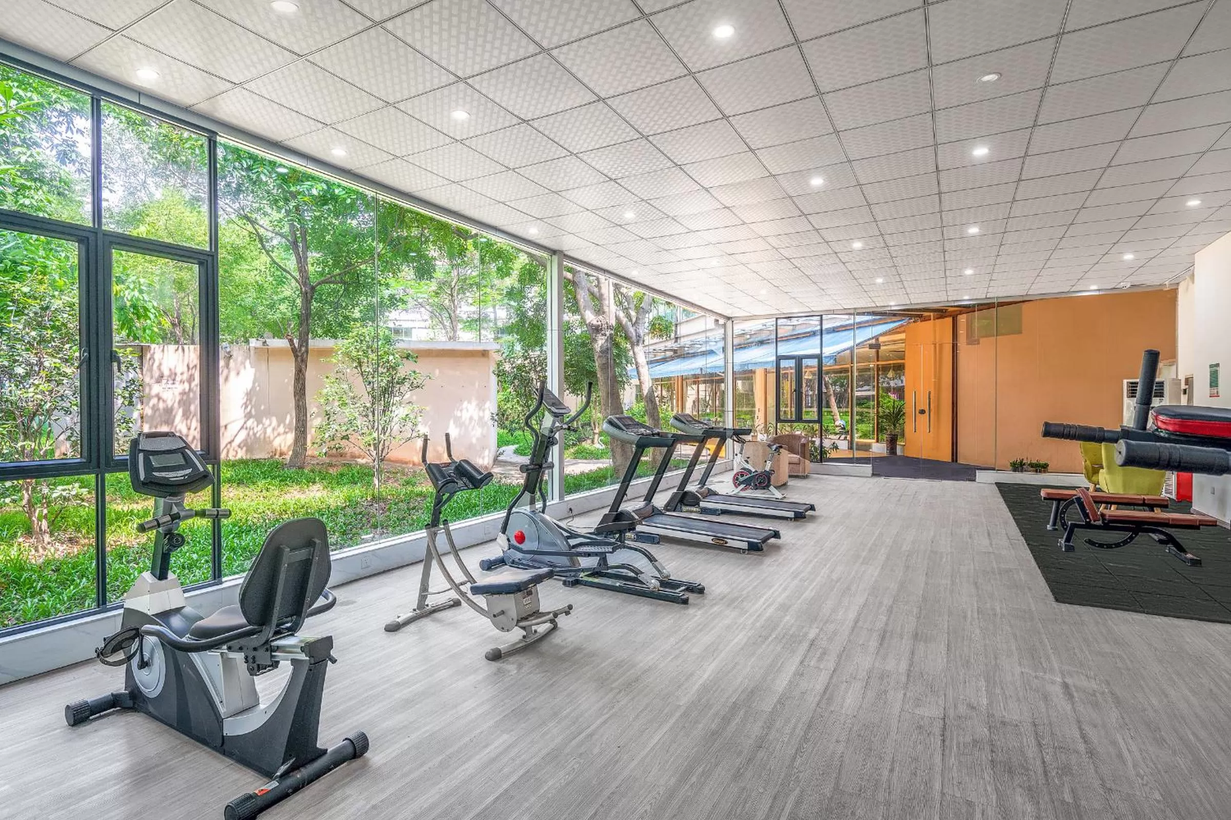Fitness centre/facilities in Guangzhou Baiyun Airport Rejoice by Argyle Hotel Rehe Metro Exit B --Free shuttle bus is provided during the 138th Canton Fair