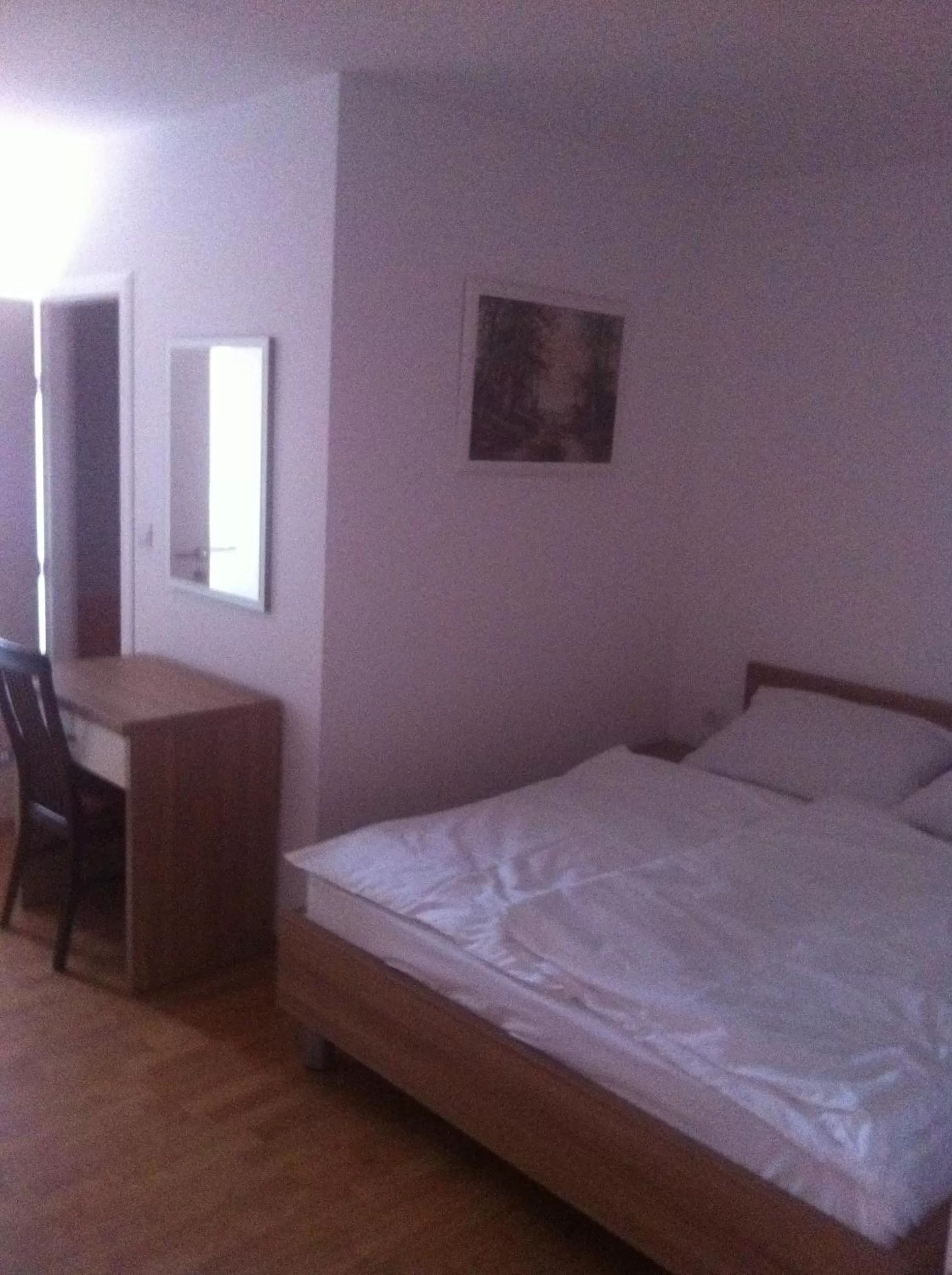 Decorative detail, Bed in Lugarnica