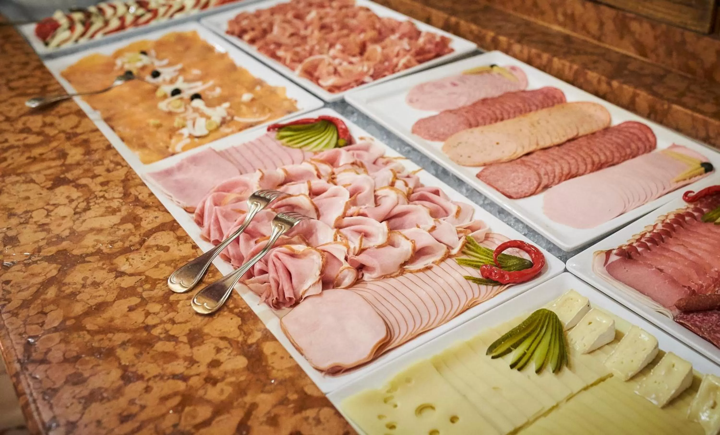 Buffet breakfast in Stammhaus im Hotel Alpine Palace