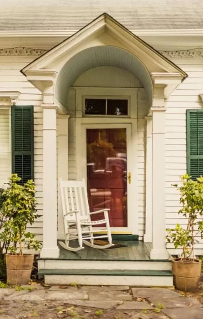 Blue Ruby at Grice-Fearing B&B