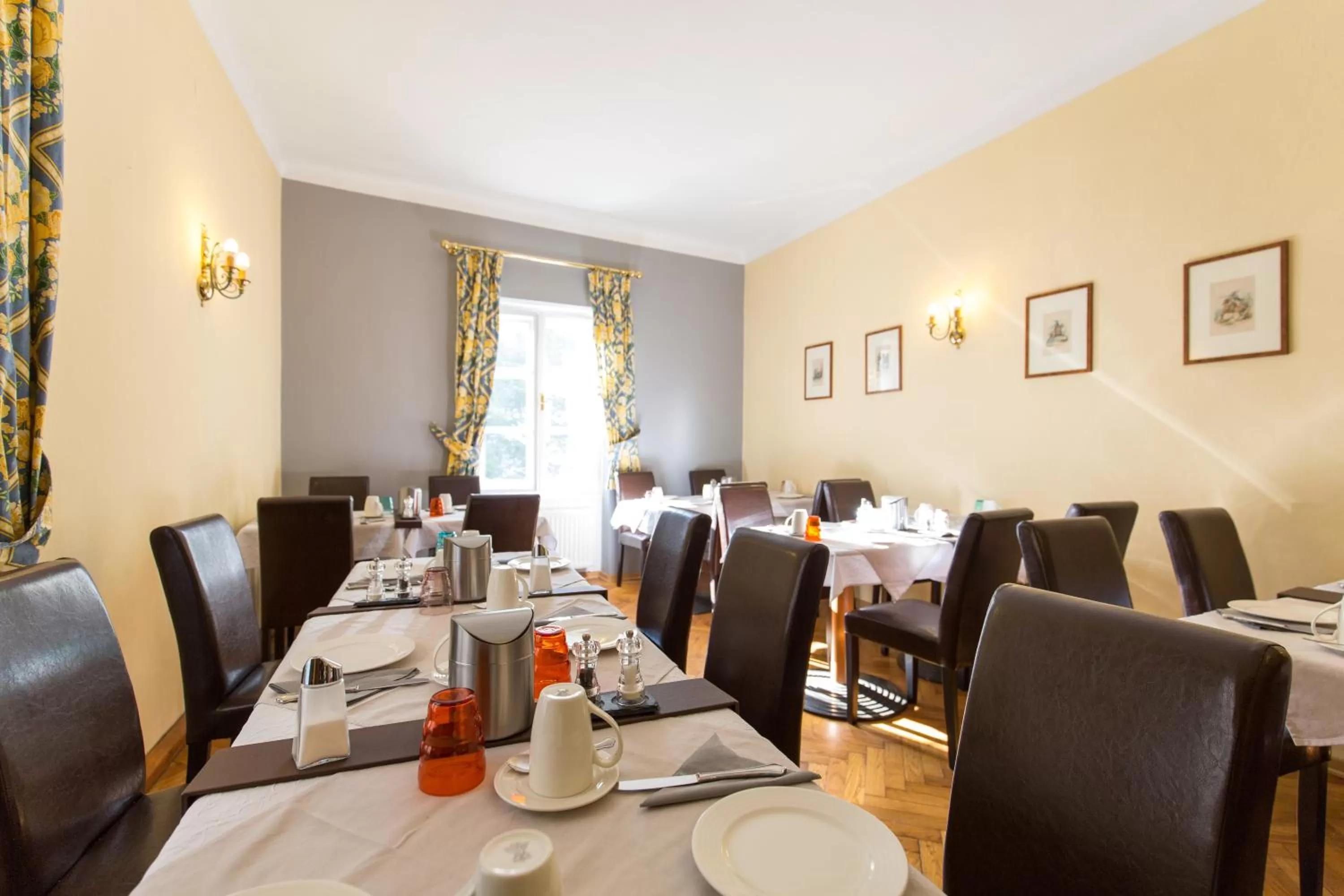 Restaurant/places to eat in Stadthotel Kramer