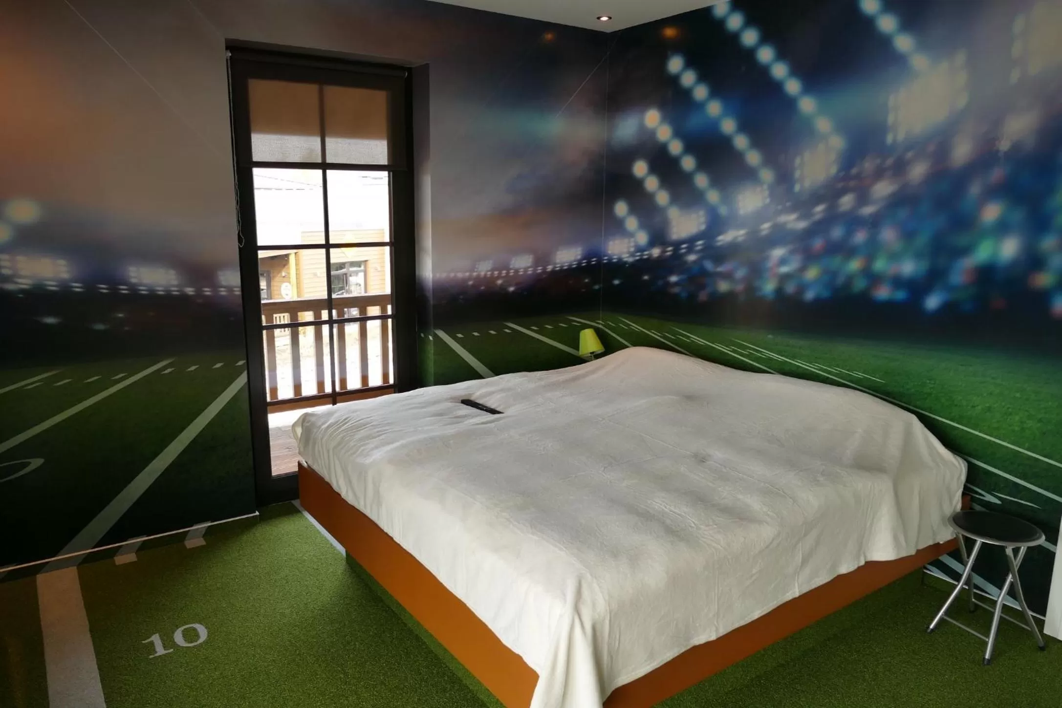 Studio with Balcony in Road Stop Mettmann