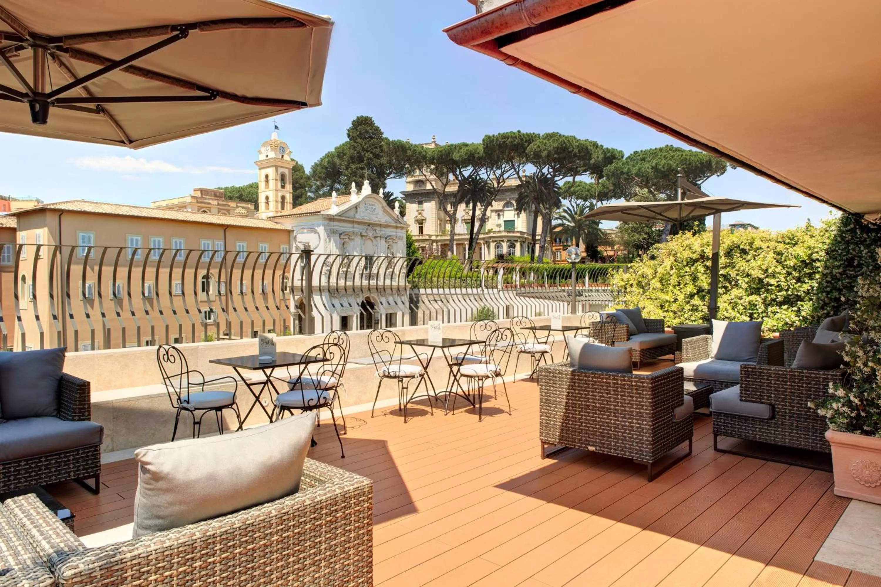 Balcony/Terrace in Hotel Degli Artisti