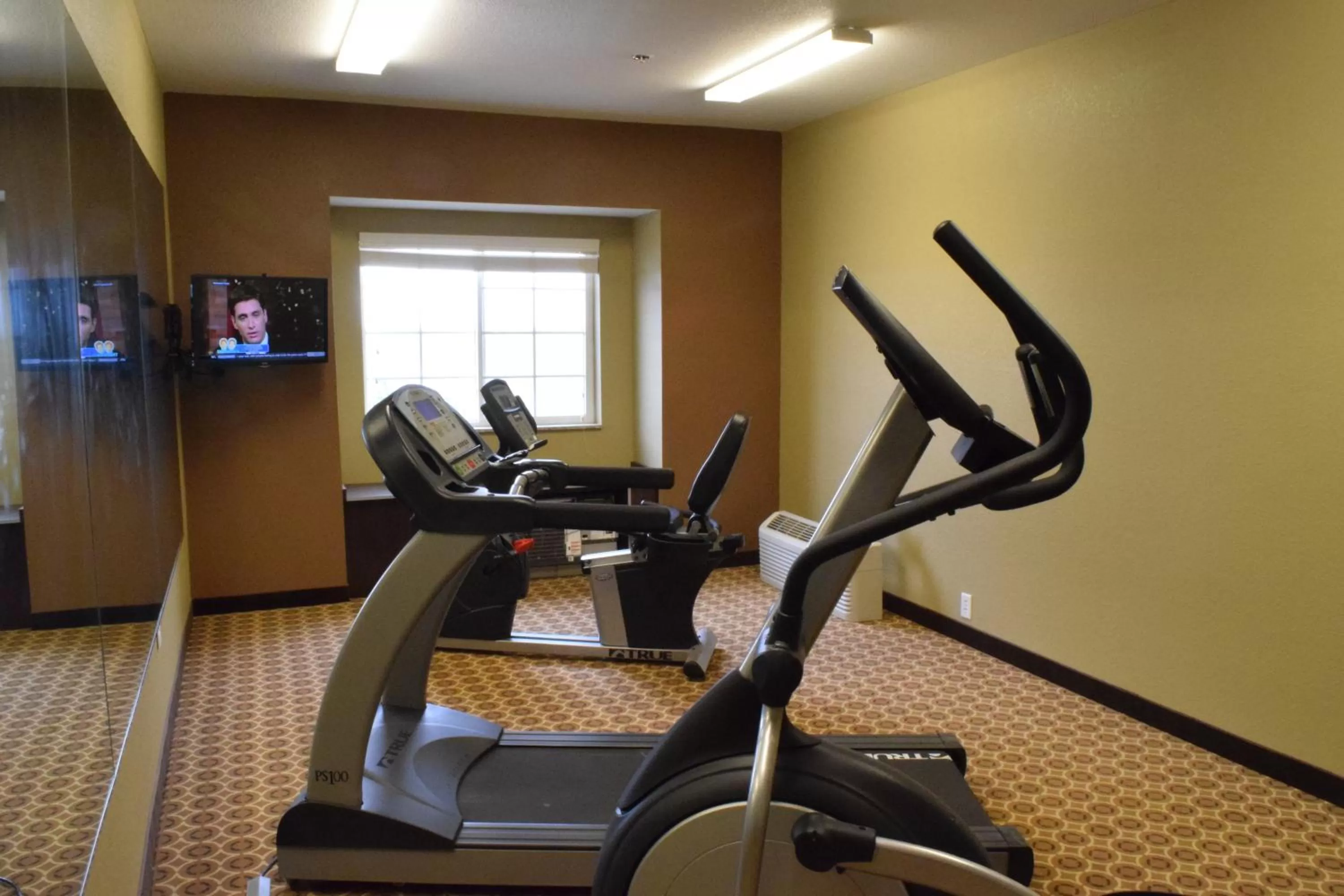 Fitness centre/facilities in Microtel Inn and Suites Pecos