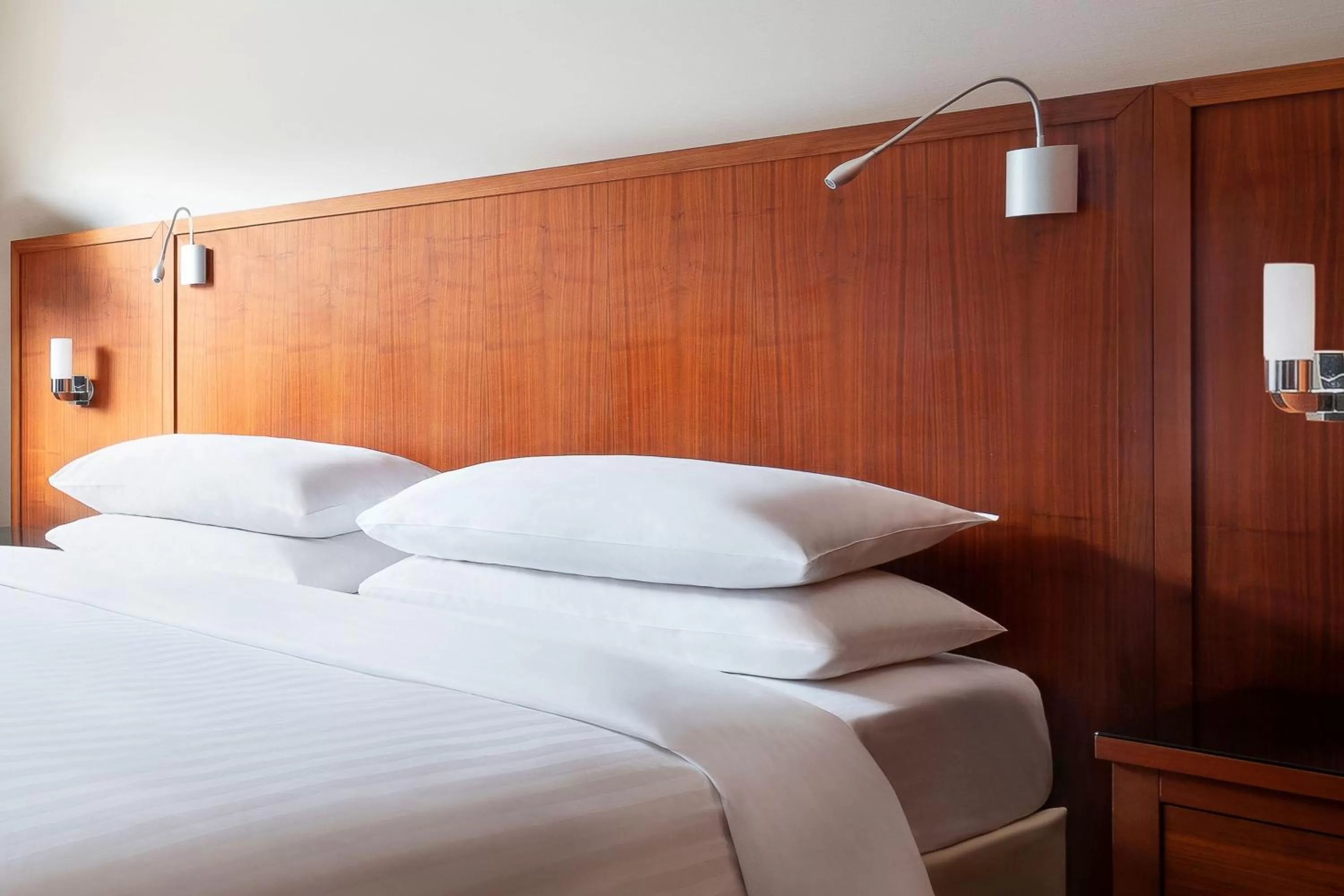 Photo of the whole room, Bed in Riviera Marriott Hotel La Porte De Monaco