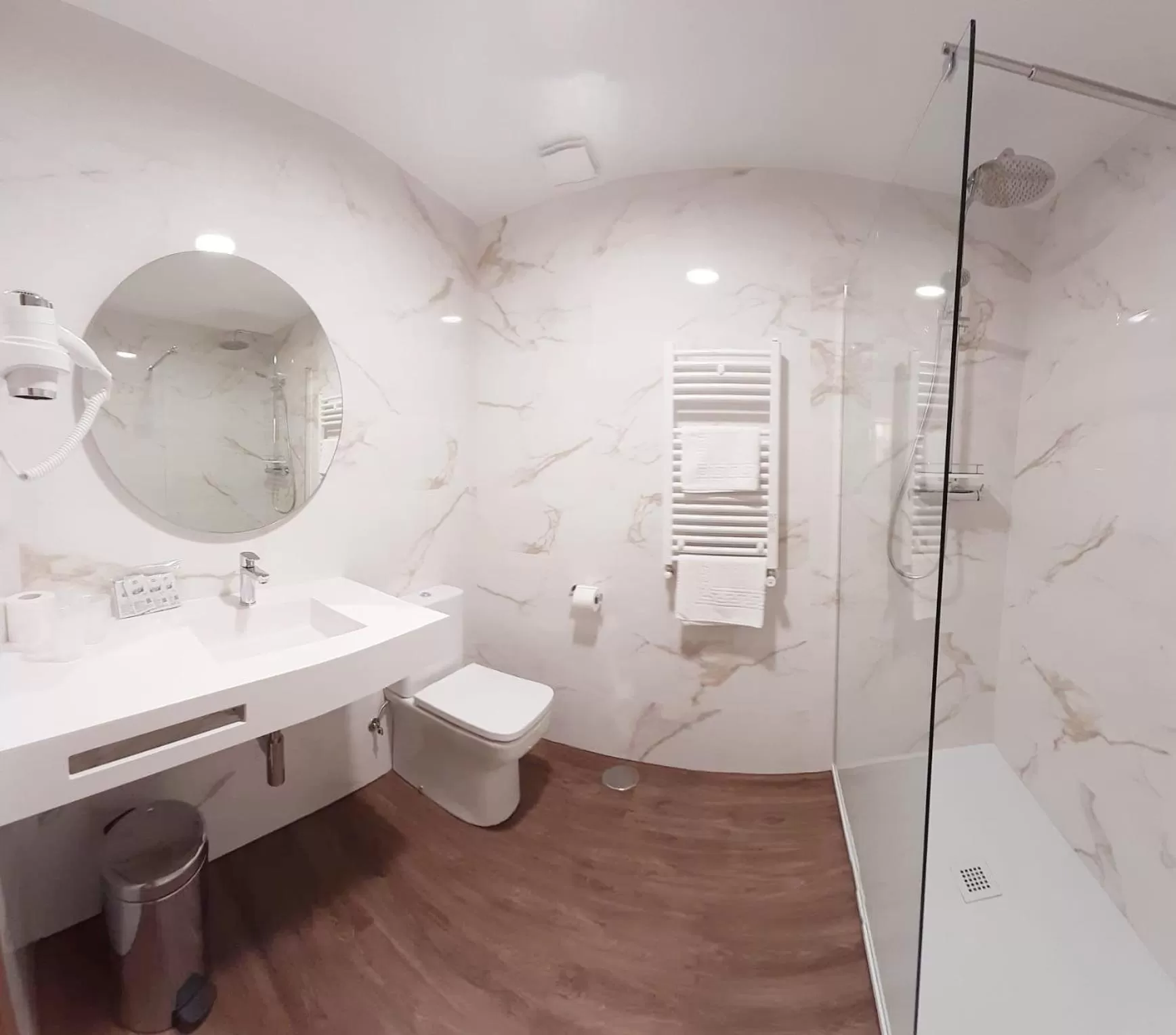 Bathroom in Hotel La Terraza