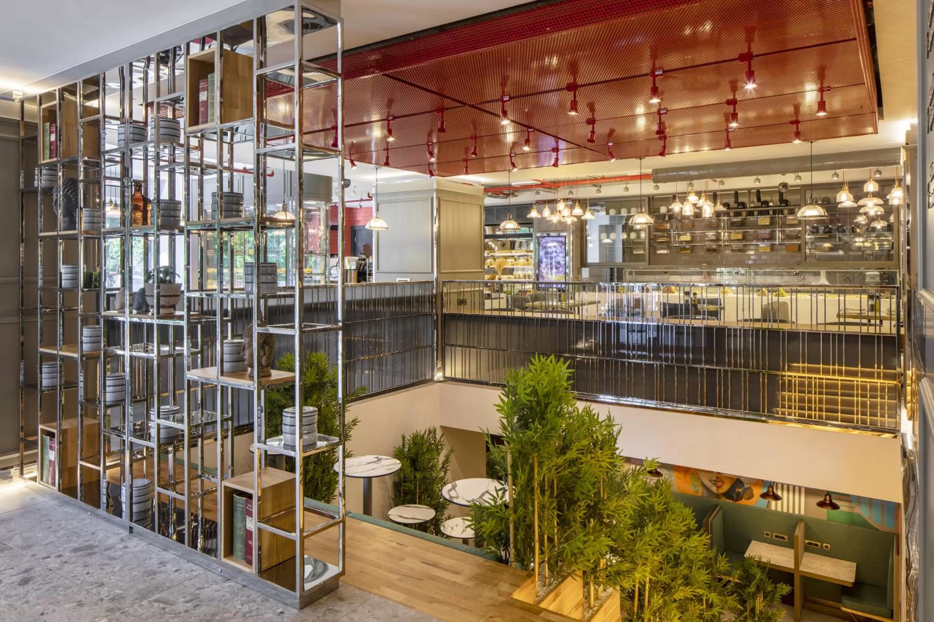 Restaurant/places to eat in Stayso The House Hotel