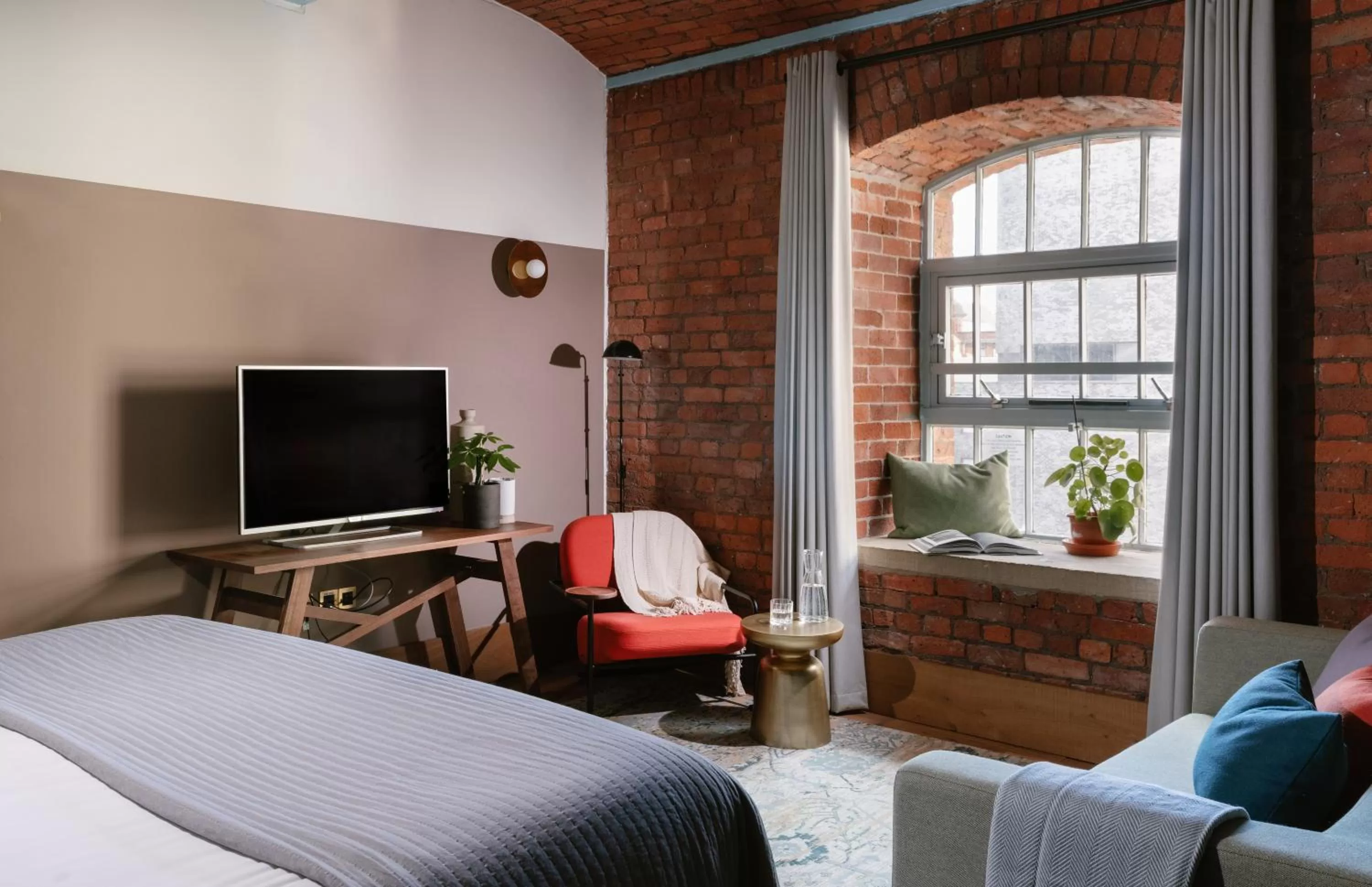 Bed in Native Manchester