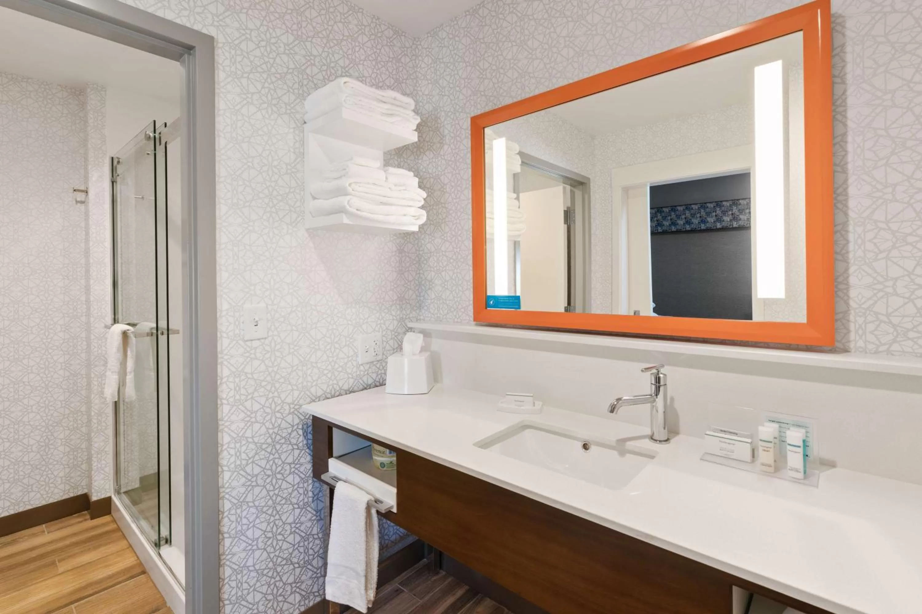 Bathroom in Hampton Inn Circleville, Oh