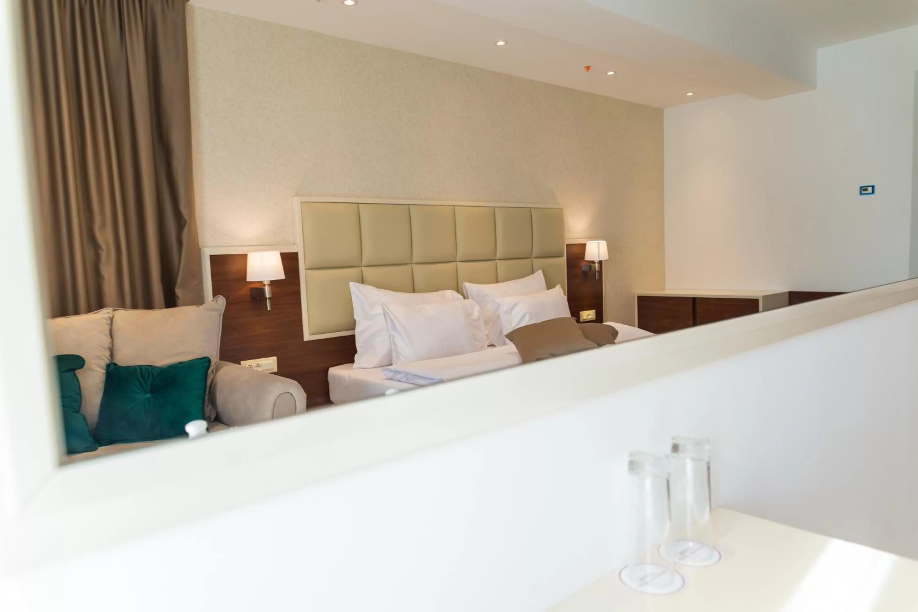 Bedroom in Hotel Kadmo by Aycon