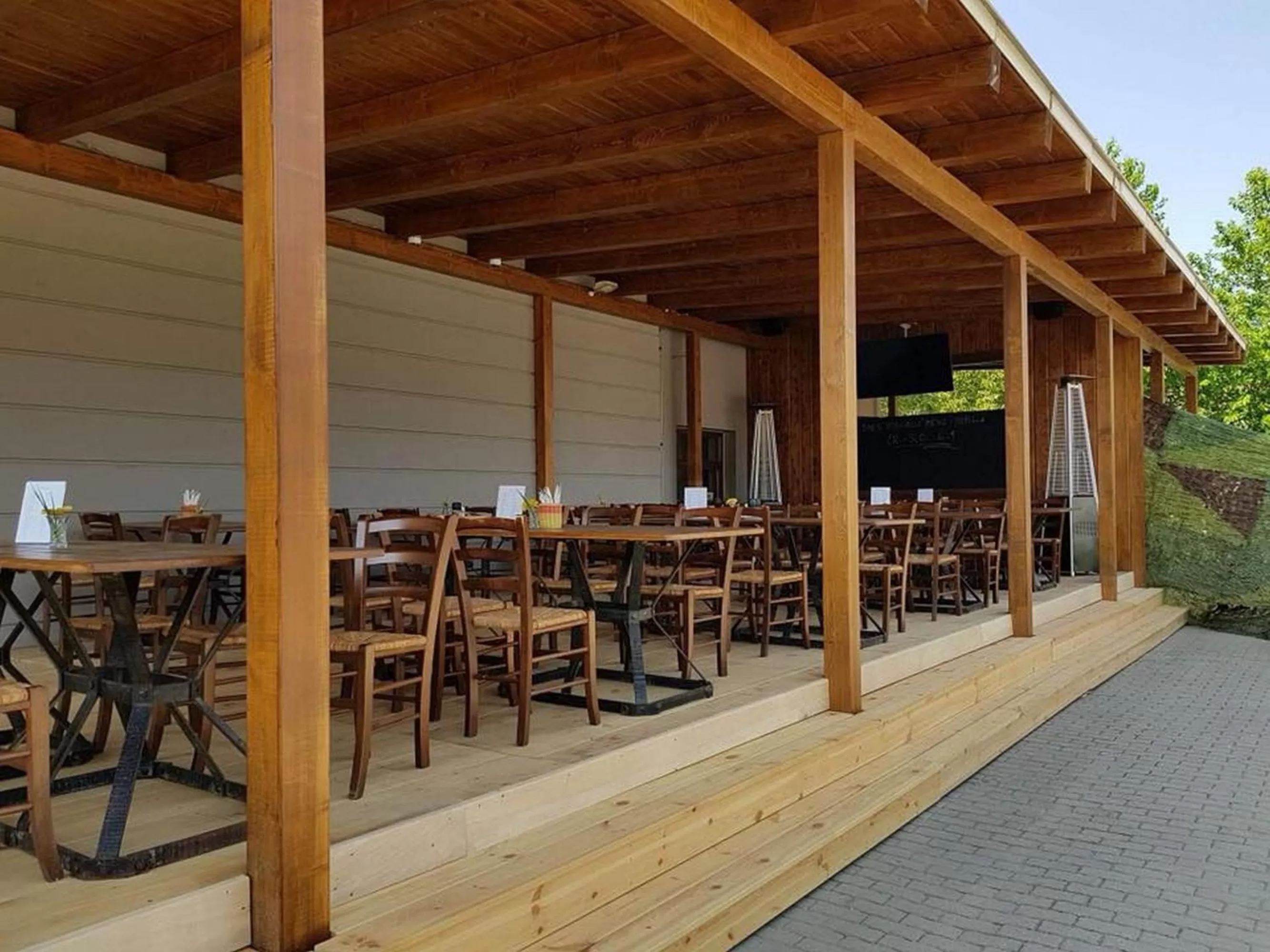 Property building in hotel Chmelnice