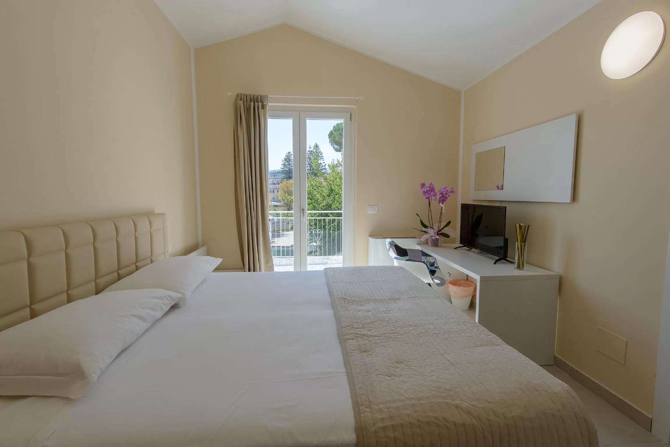 Bedroom, Bed in B&B Vistamare Suite