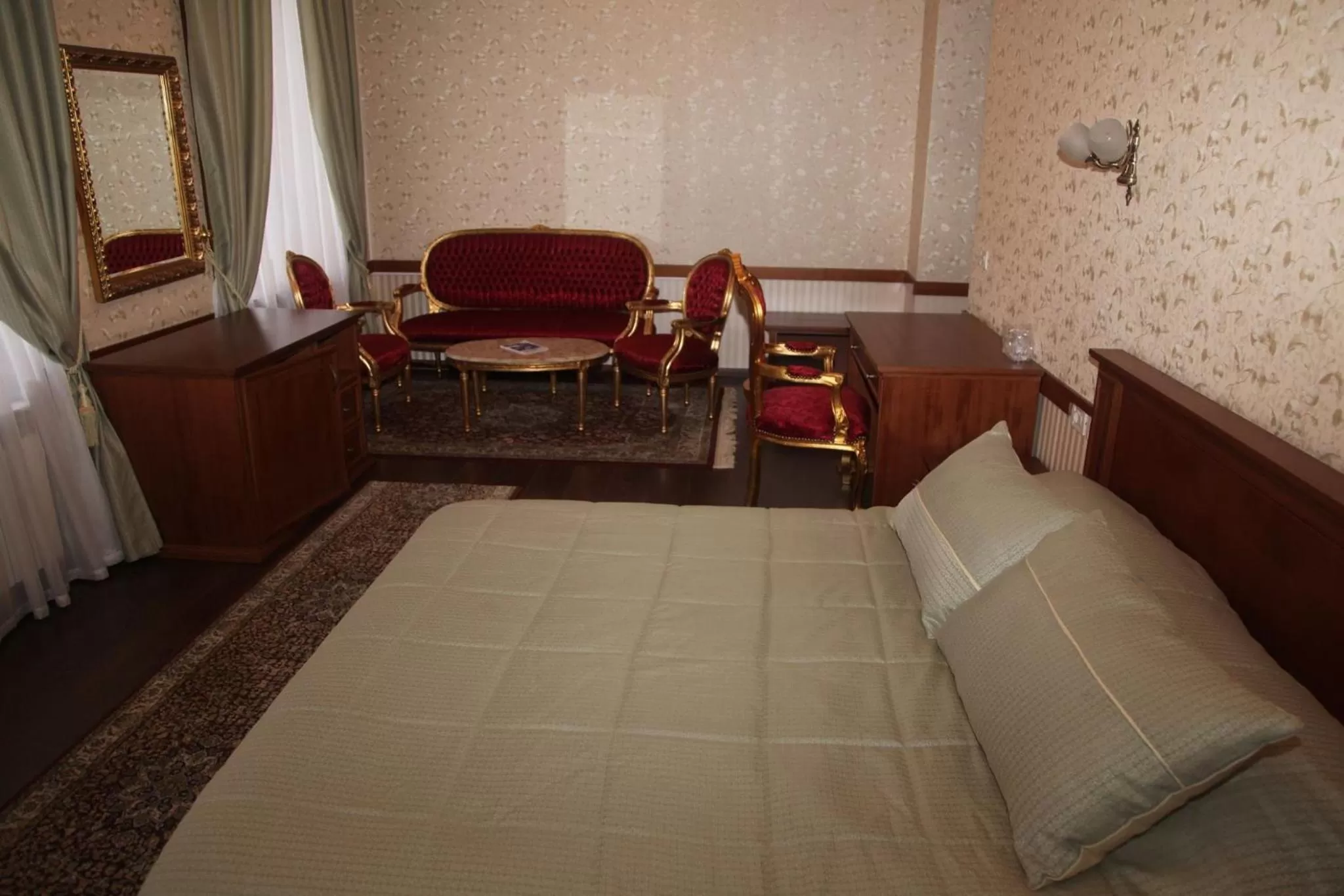 Photo of the whole room, Bed in Vila Sigal Pogradec