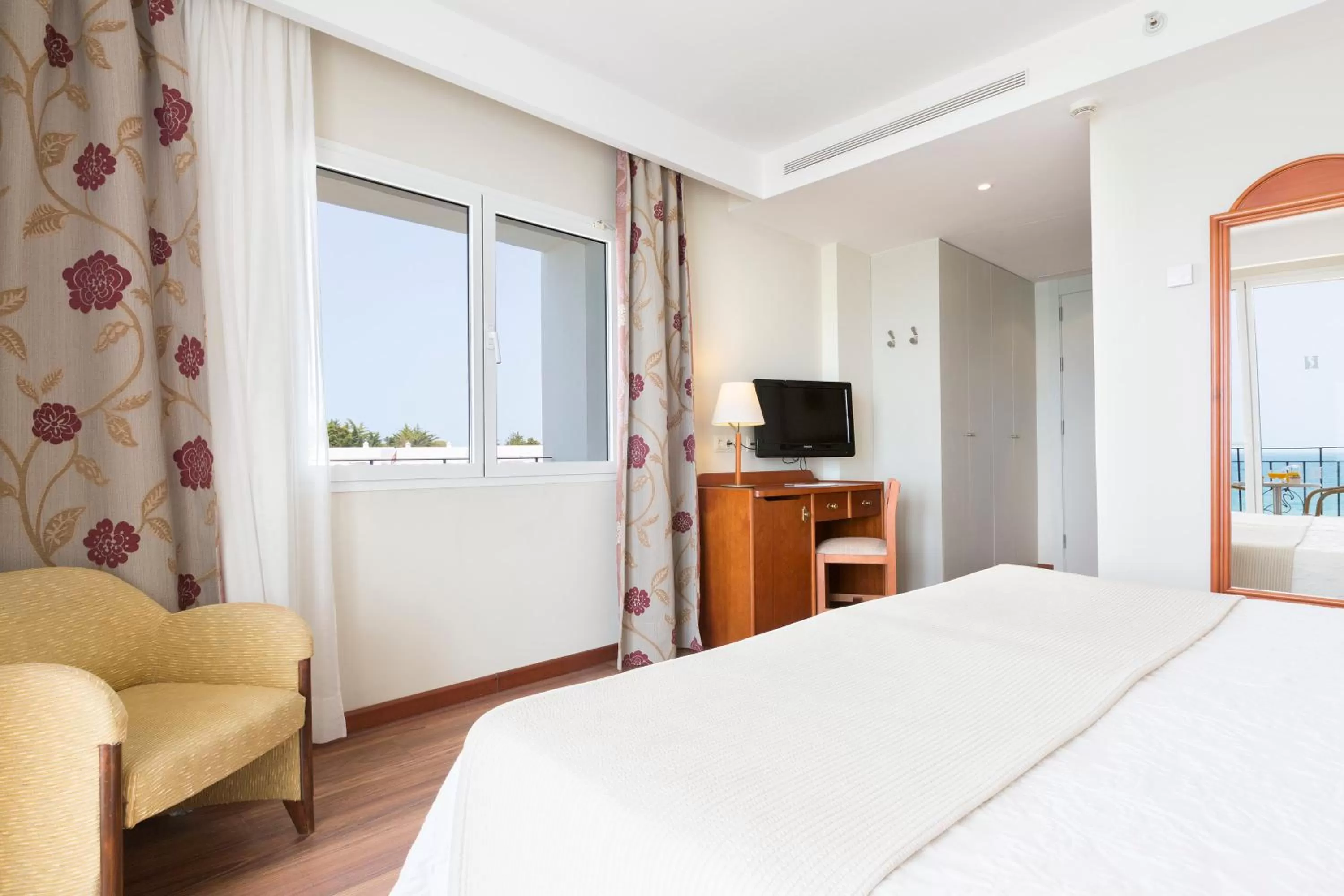 Bed in Hipotels Flamenco Conil