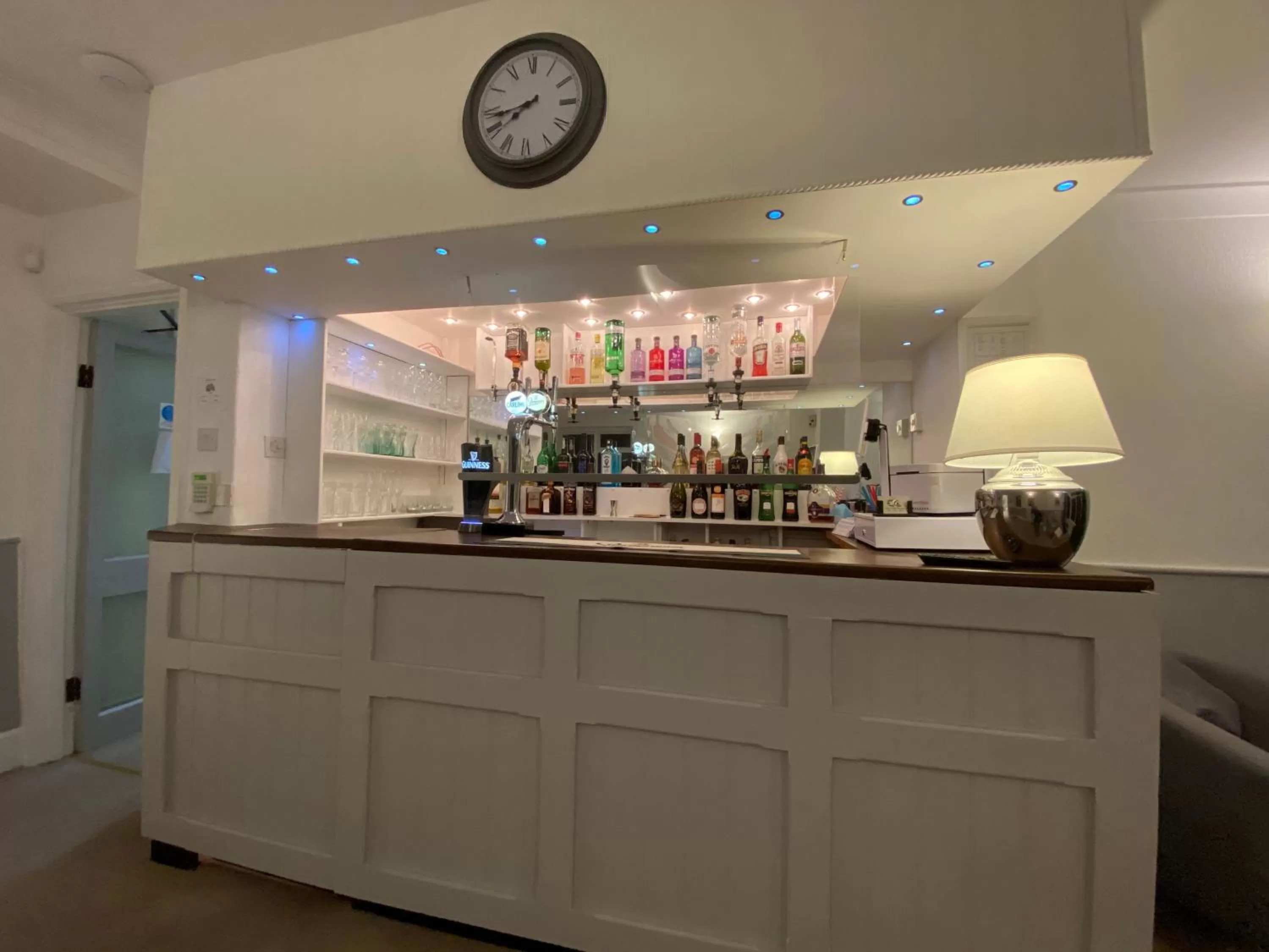 Lounge or bar in Old Farm Hotel