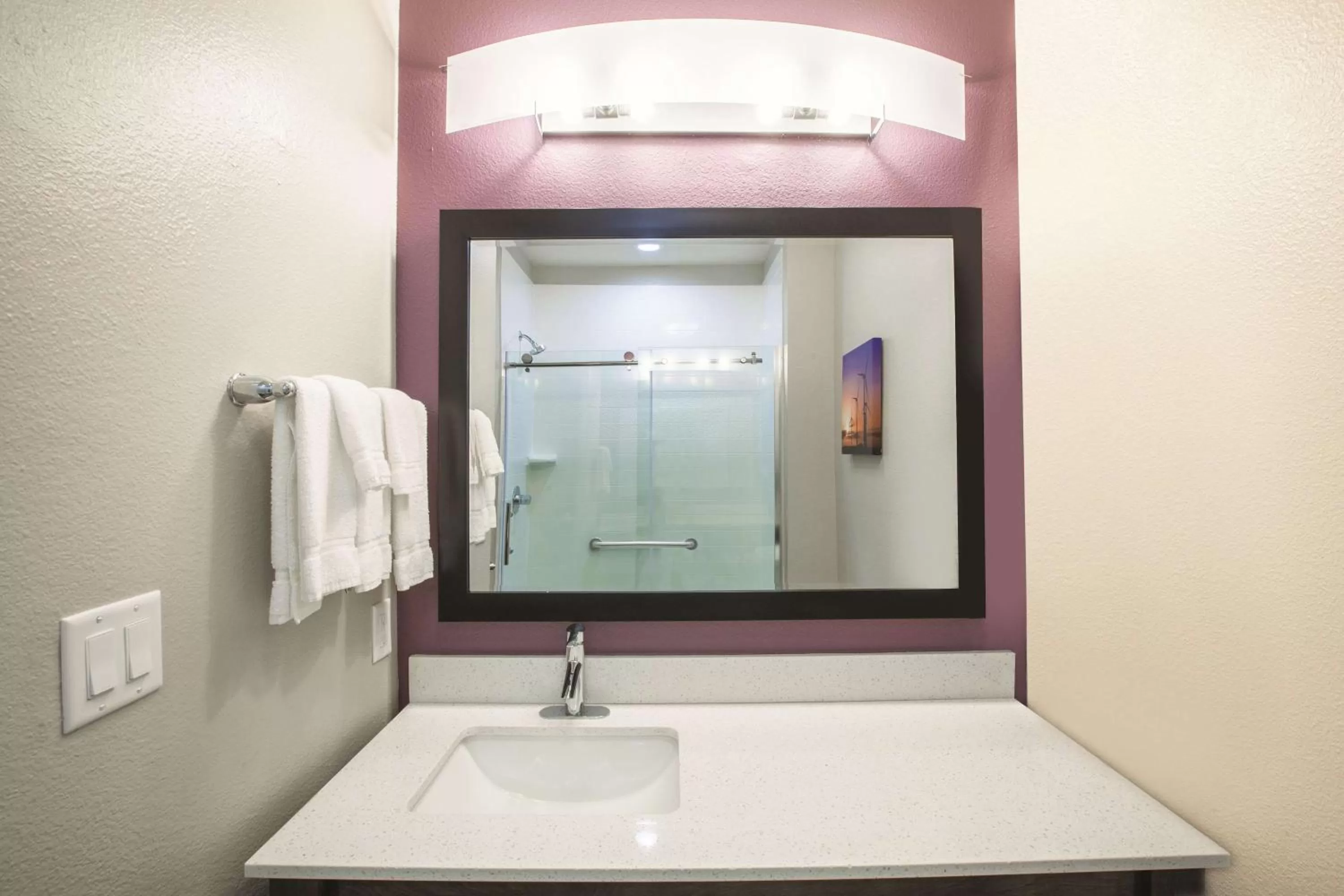 Photo of the whole room in La Quinta by Wyndham San Marcos Outlet Mall