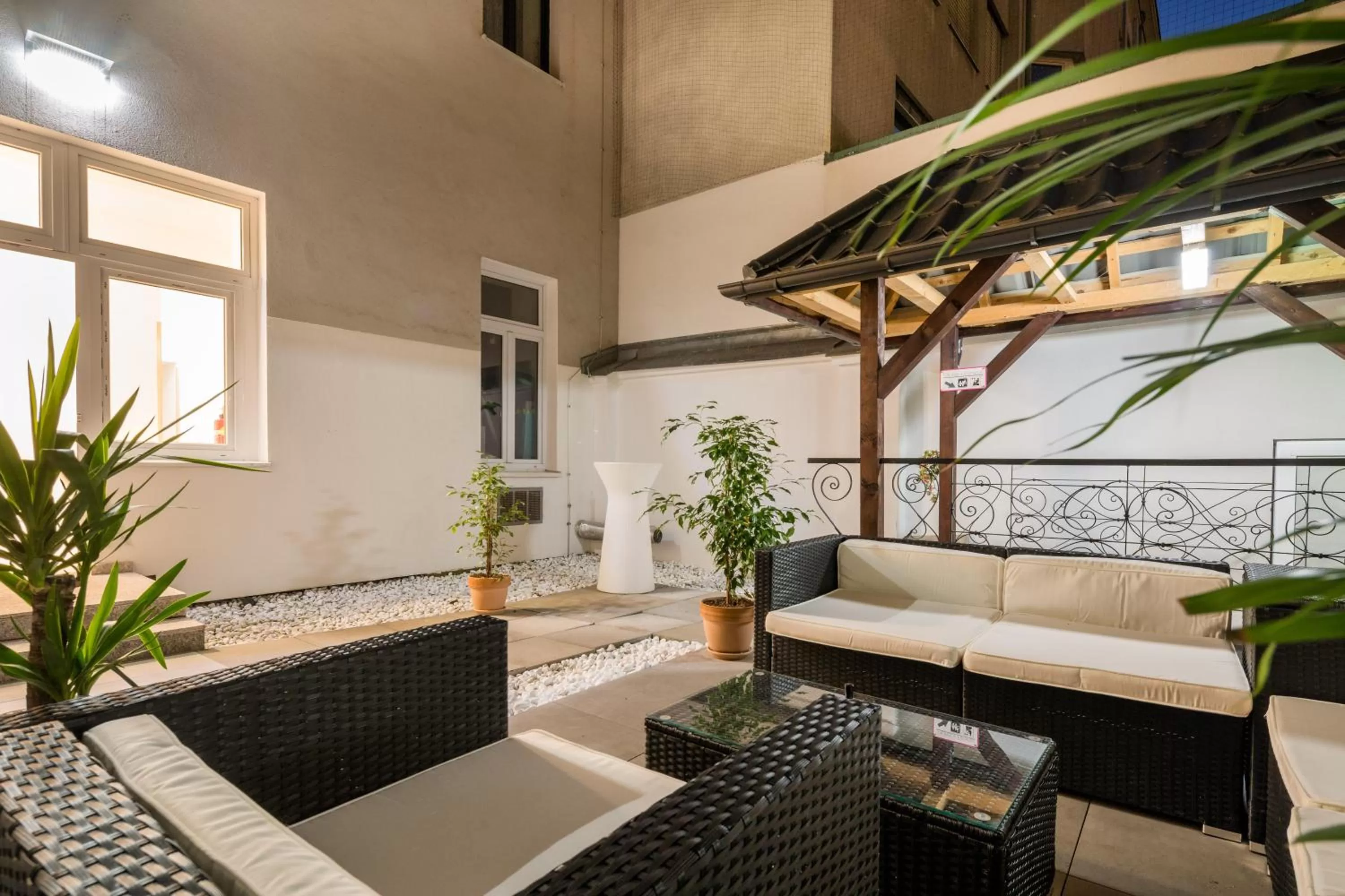 Balcony/Terrace in Best Western Plus Celebrity Suites