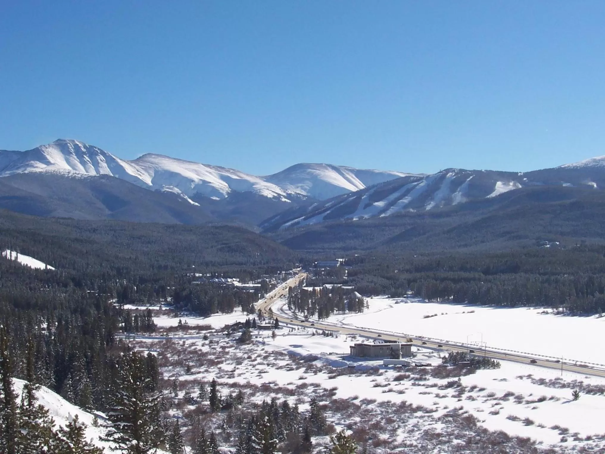 Natural landscape in The Viking Lodge - Downtown Winter Park Colorado