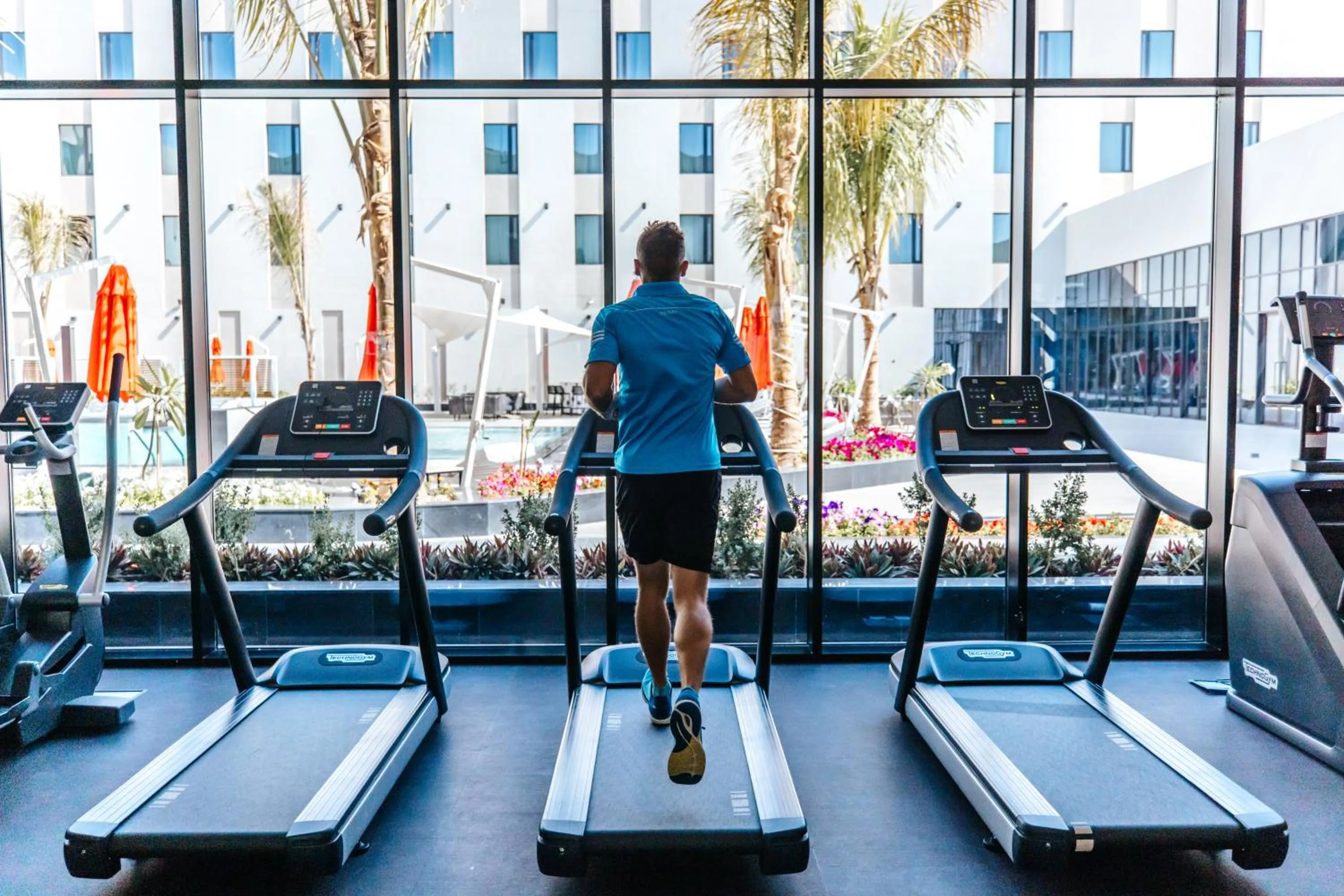 Fitness centre/facilities in Maani Muscat Hotel & Apartments