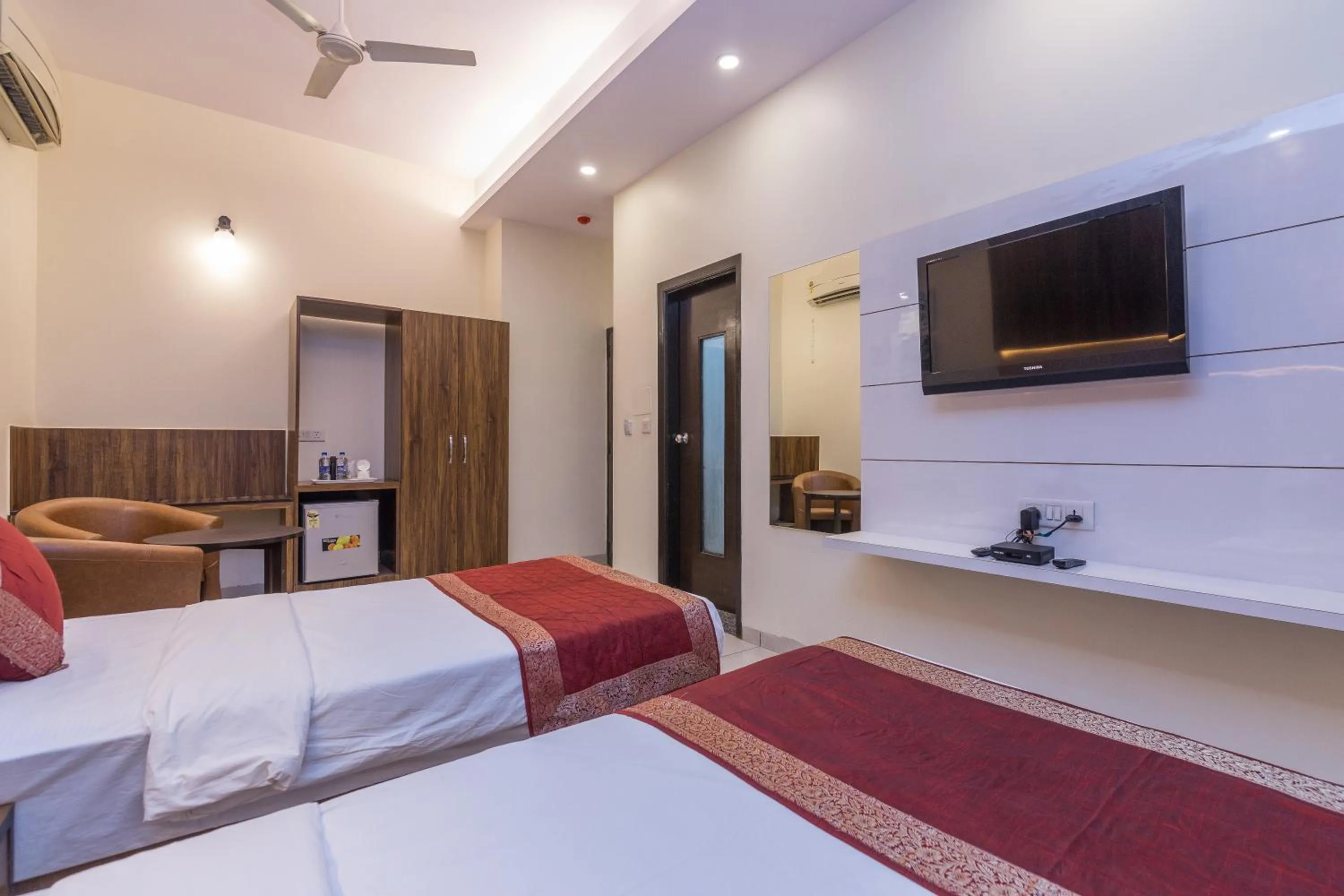 Photo of the whole room in Rupam Hotel