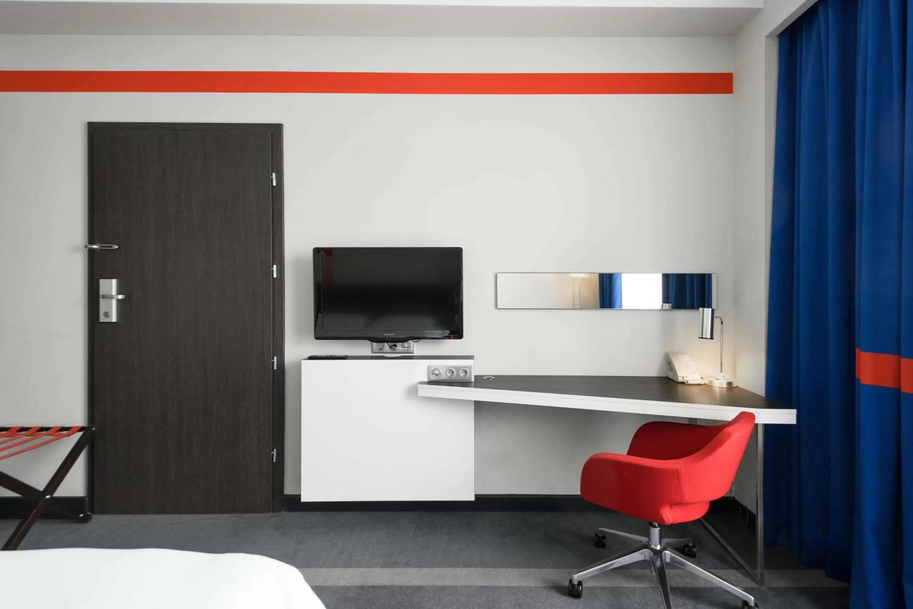 TV and multimedia in Park Inn by Radisson Hotel Astana