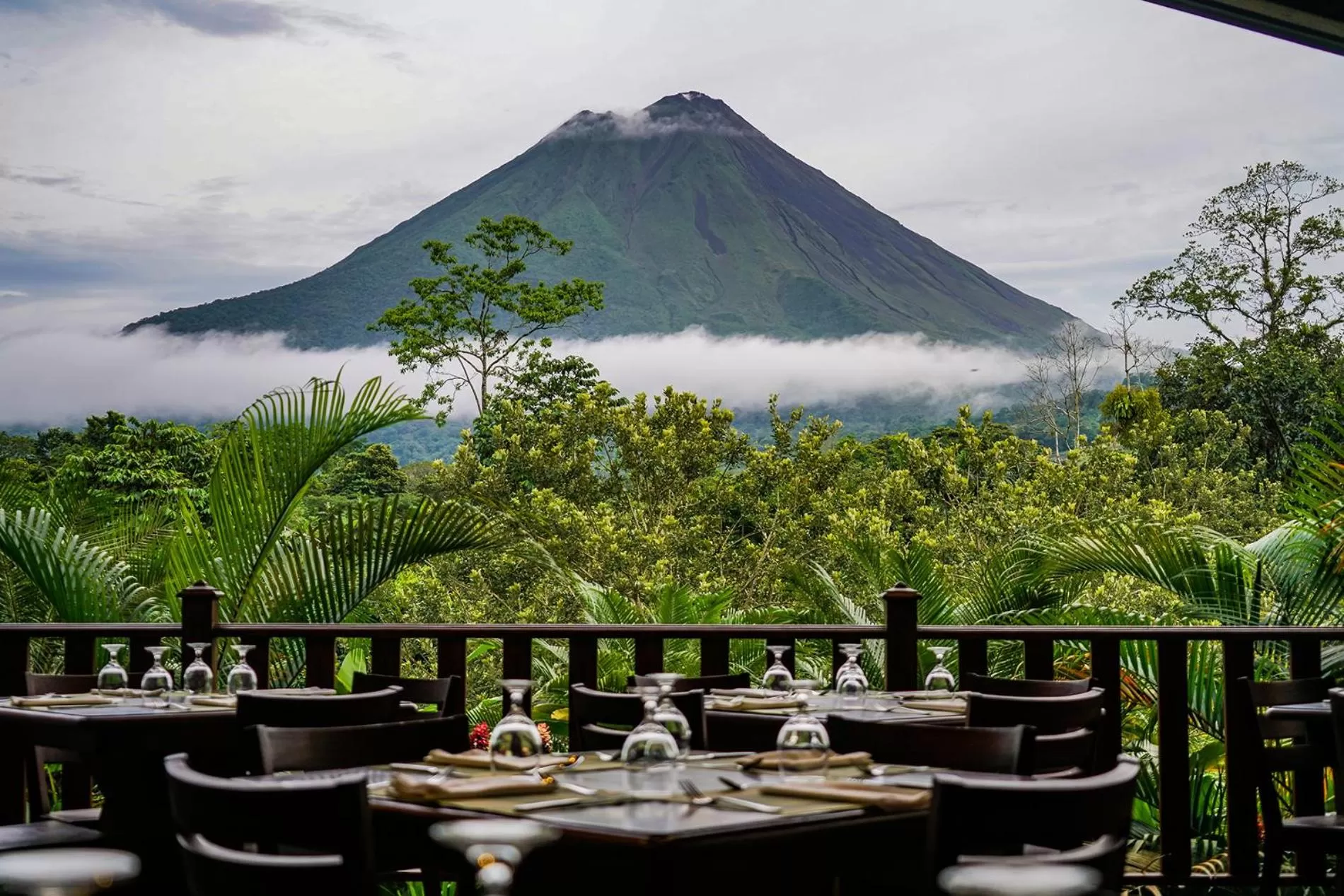 Restaurant/places to eat in Arenal Manoa Resort & Hot Springs