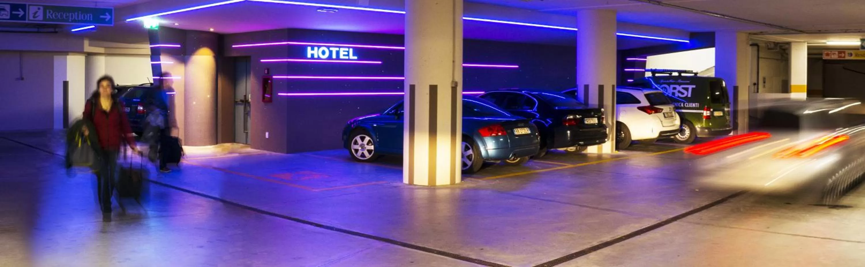 Guests in Hotel Ideal Park