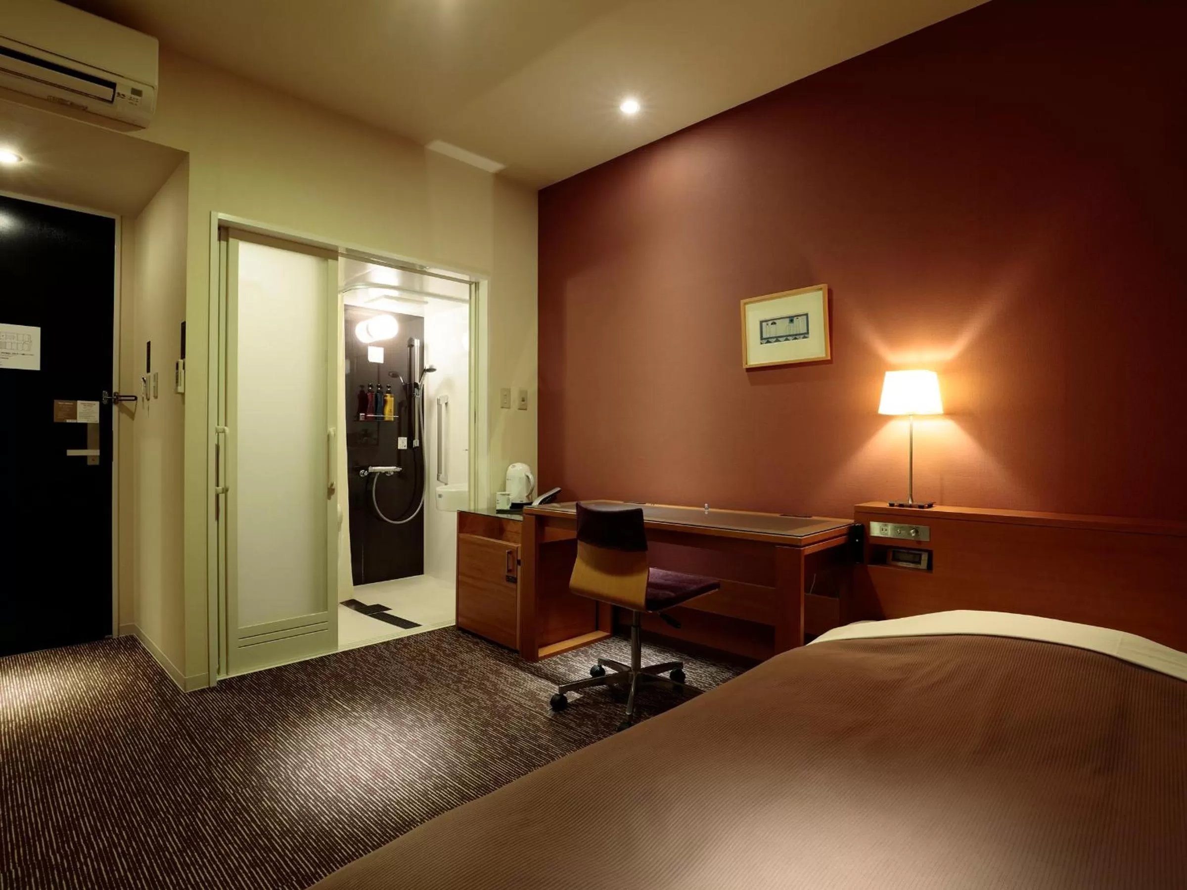 Photo of the whole room, Bed in Candeo Hotels Kameyama