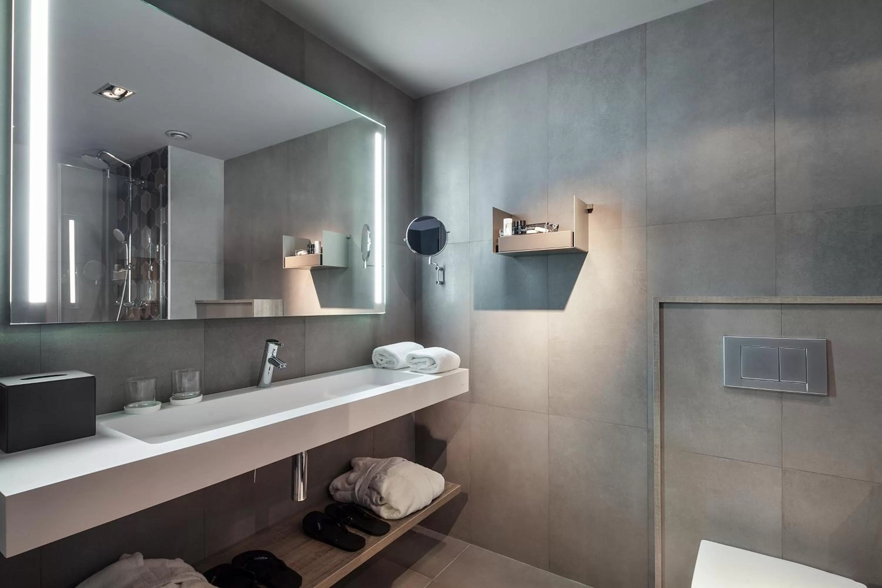 Bathroom in Upper Diagonal