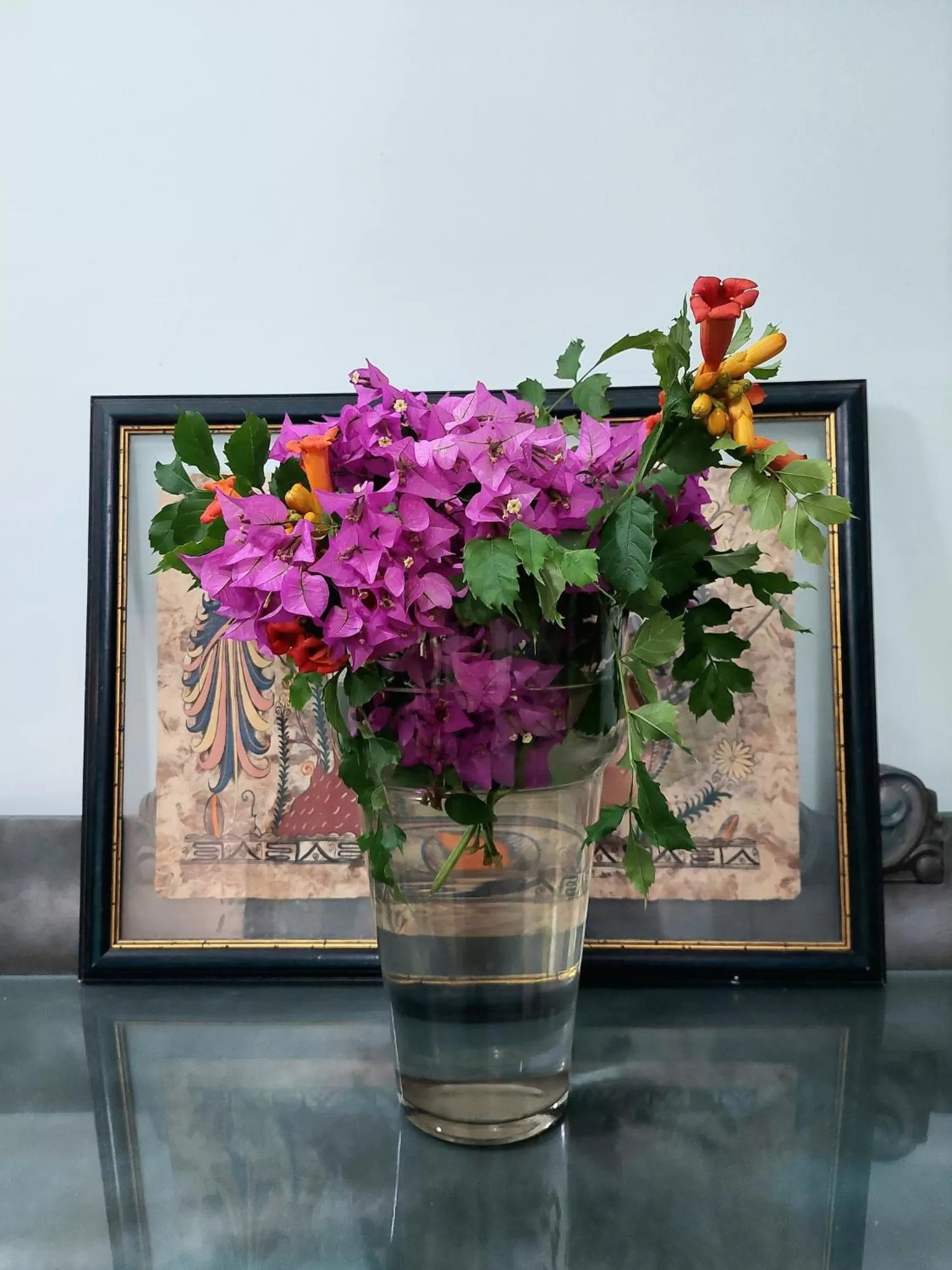 Decorative detail in N1 Casa de Madrid - greenpeace line