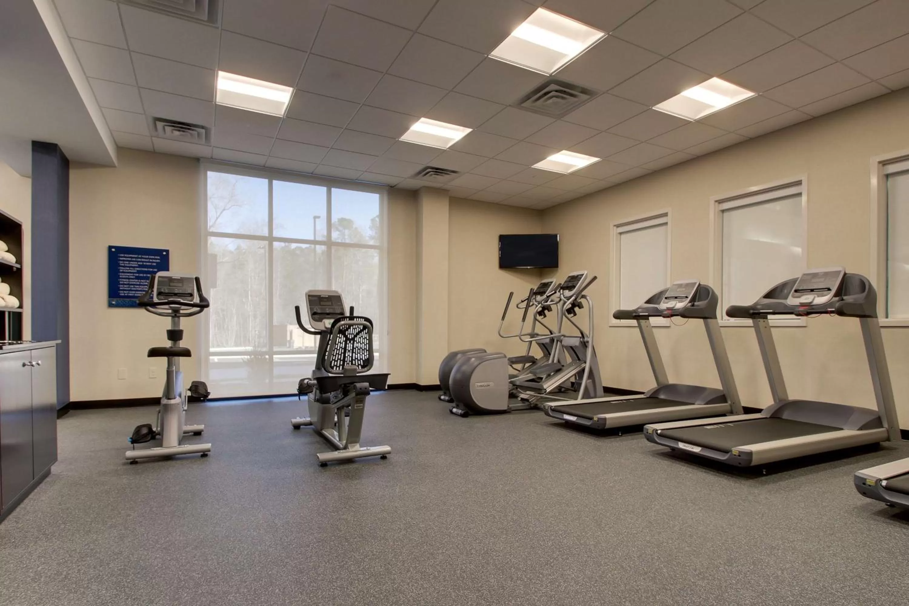 Fitness centre/facilities in Hampton Inn & Suites By Hilton Knightdale Raleigh